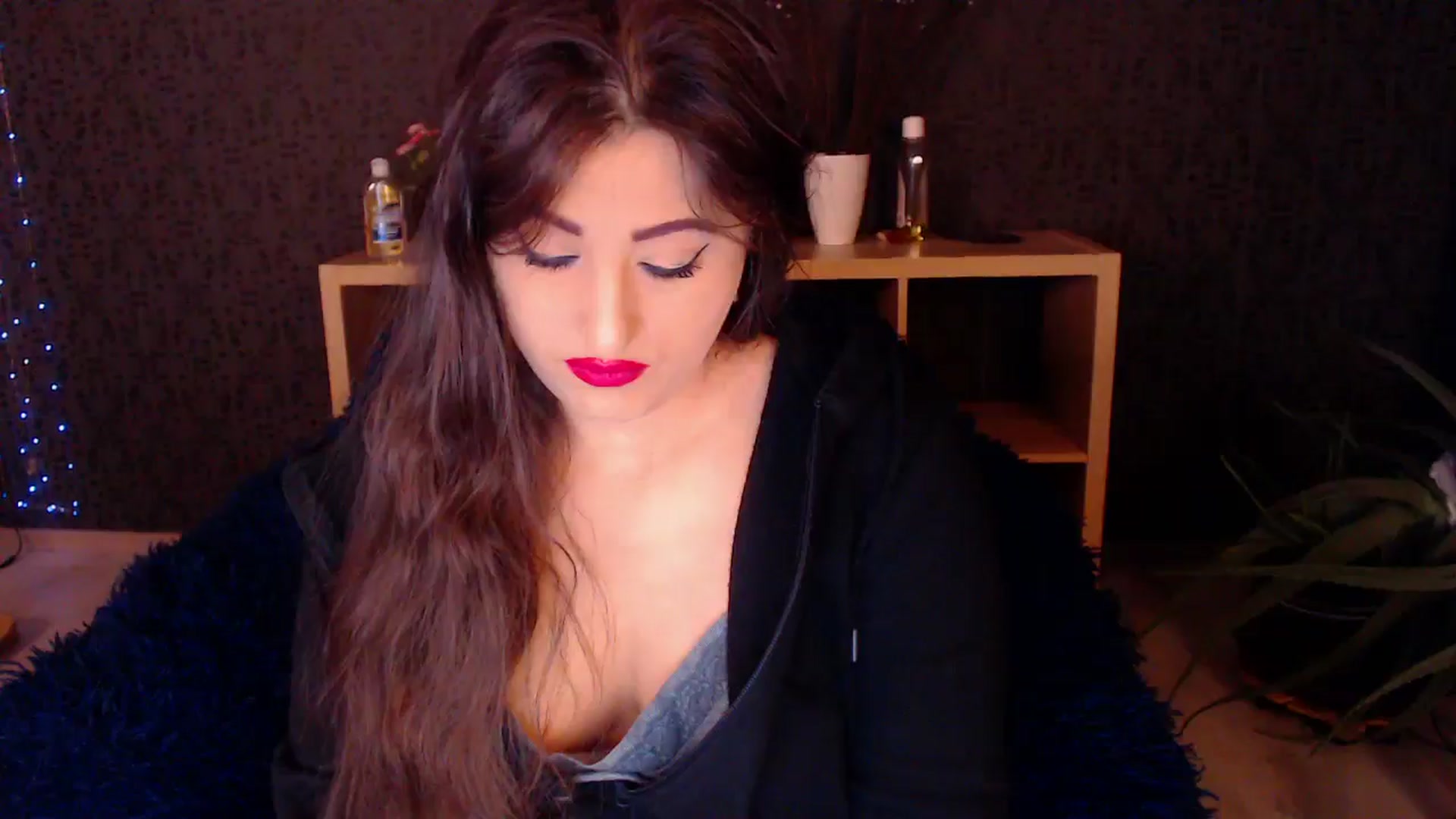 Gallery image thumbnail from HotRebbecca's myfreecams stream on, 11/27/2024, 24:27 image 7 of 20