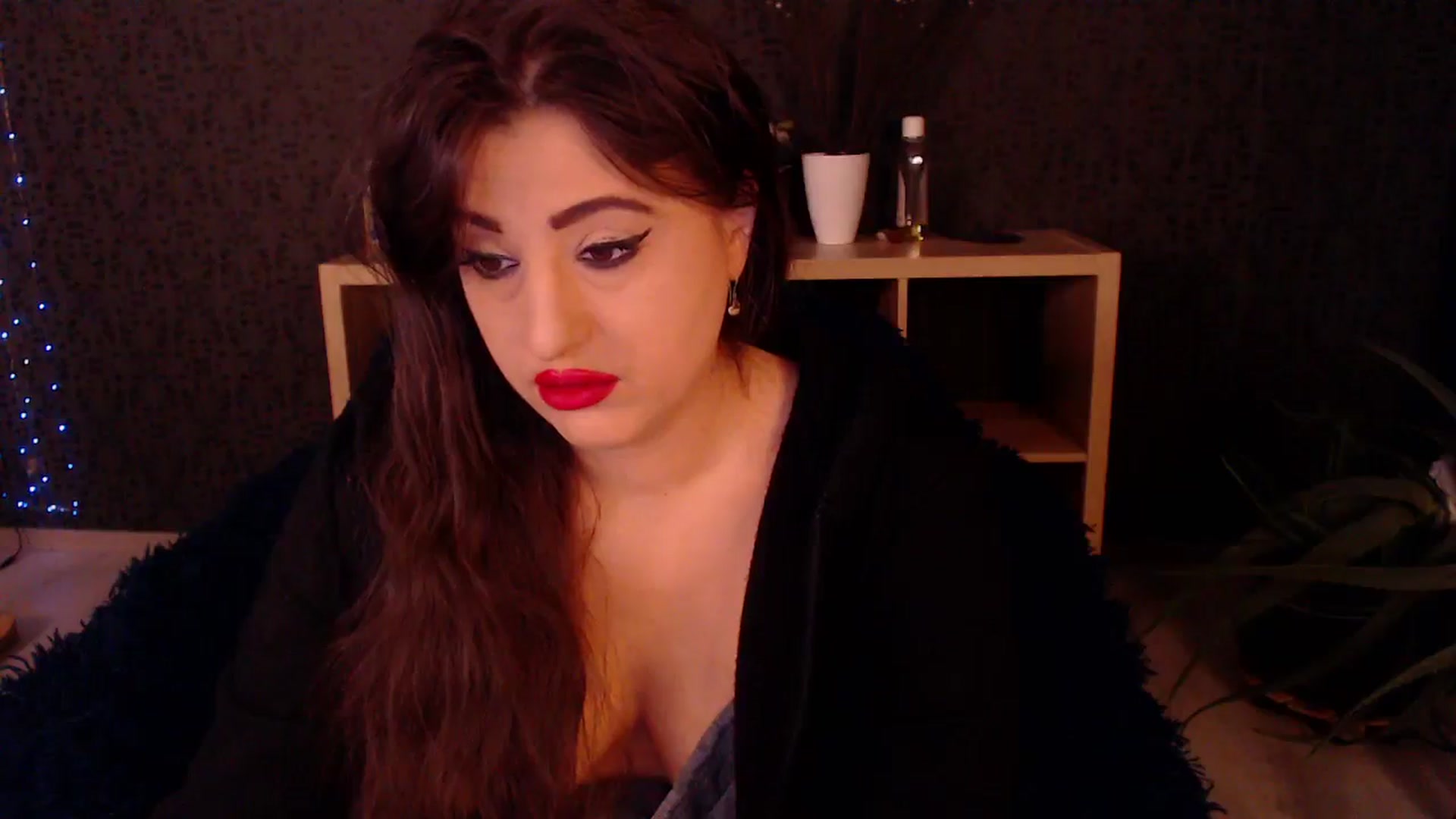 Gallery image thumbnail from HotRebbecca's myfreecams stream on, 11/27/2024, 24:27 image 8 of 20