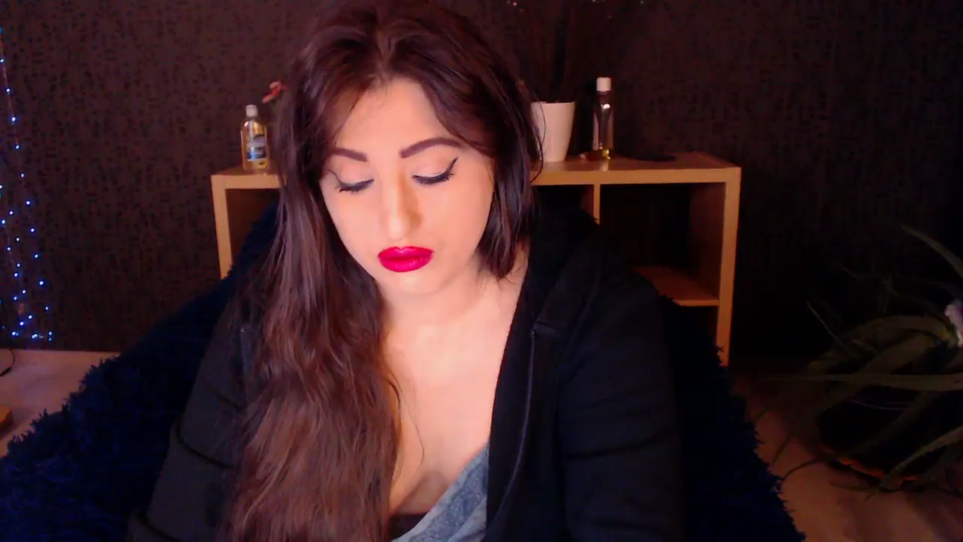 Gallery image thumbnail from HotRebbecca's myfreecams stream on, 11/27/2024, 24:27 image 17 of 20
