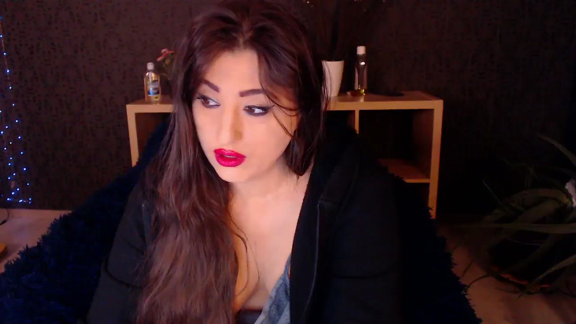 Gallery image thumbnail from HotRebbecca's myfreecams stream on, 11/27/2024, 24:27 image 19 of 20