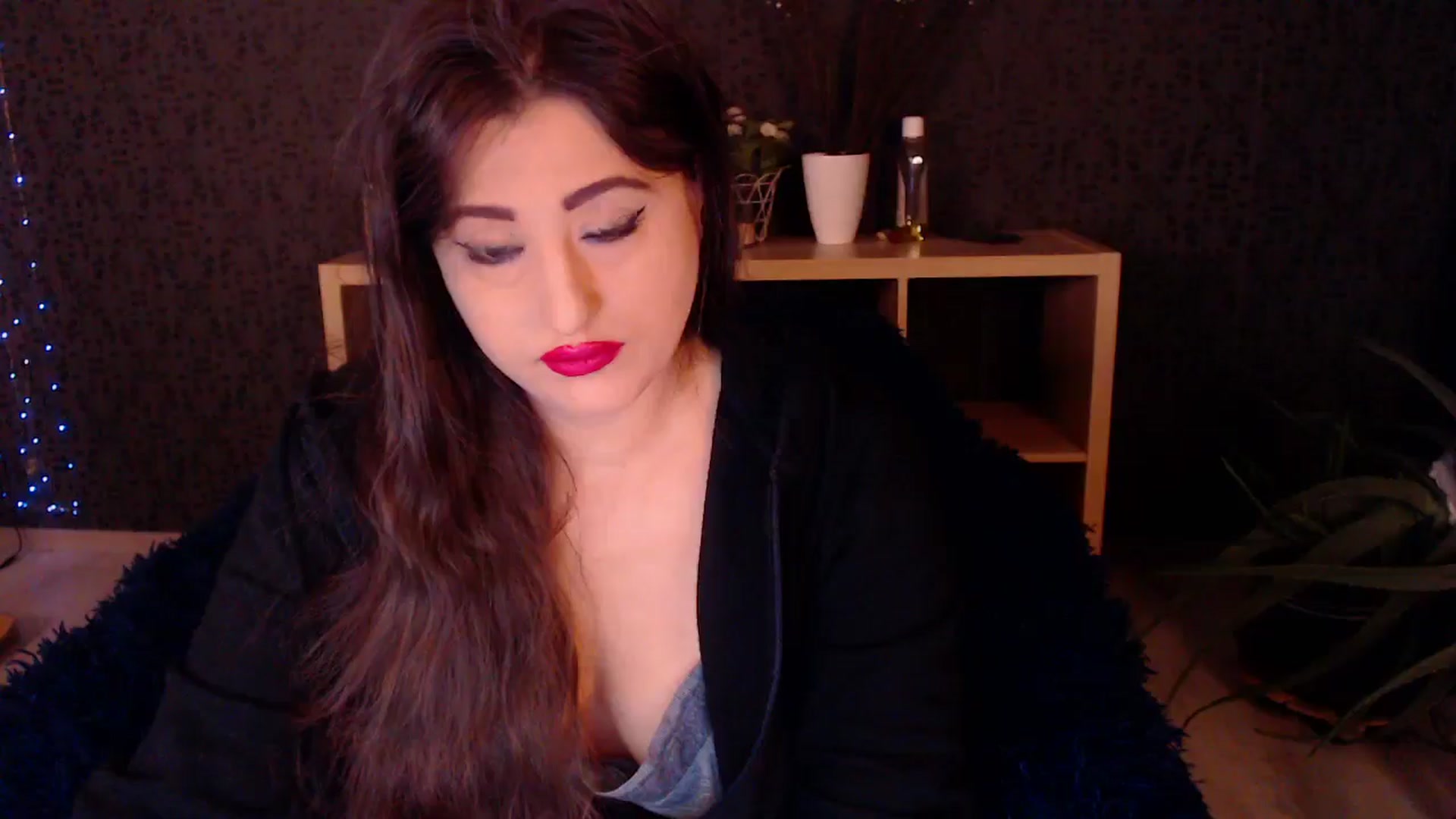 Gallery image thumbnail from HotRebbecca's myfreecams stream on, 11/27/2024, 24:27 image 13 of 20