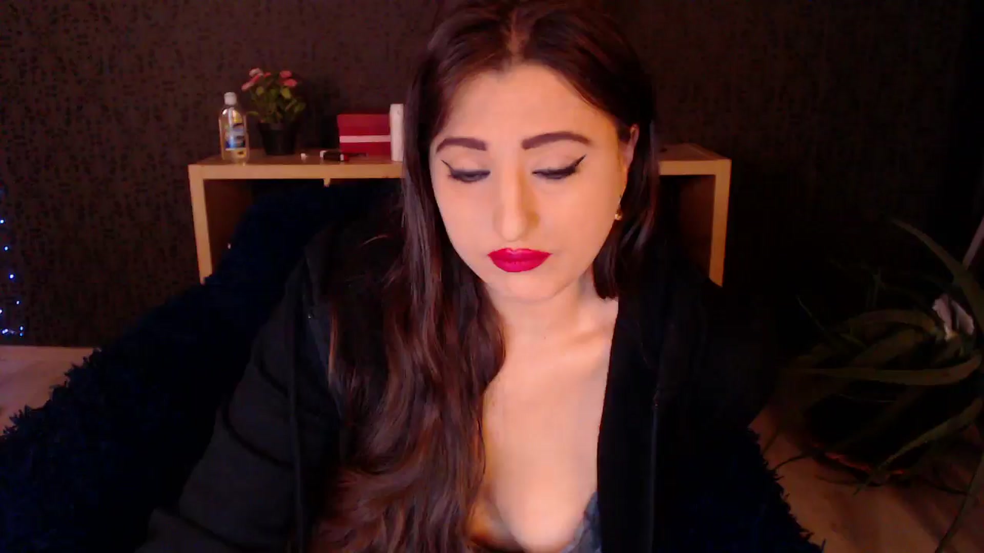 Gallery image thumbnail from HotRebbecca's myfreecams stream on, 11/27/2024, 02:24 image 5 of 20