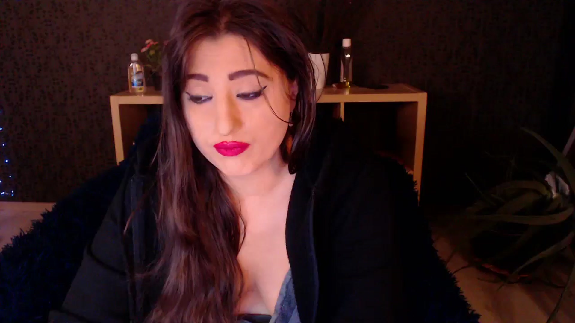 Gallery image thumbnail from HotRebbecca's myfreecams stream on, 11/27/2024, 02:24 image 12 of 20