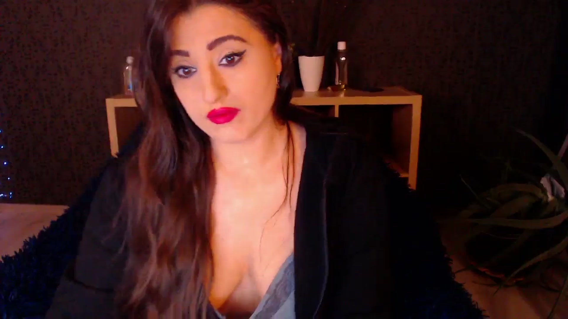 Gallery image thumbnail from HotRebbecca's myfreecams stream on, 11/27/2024, 04:05 image 6 of 20