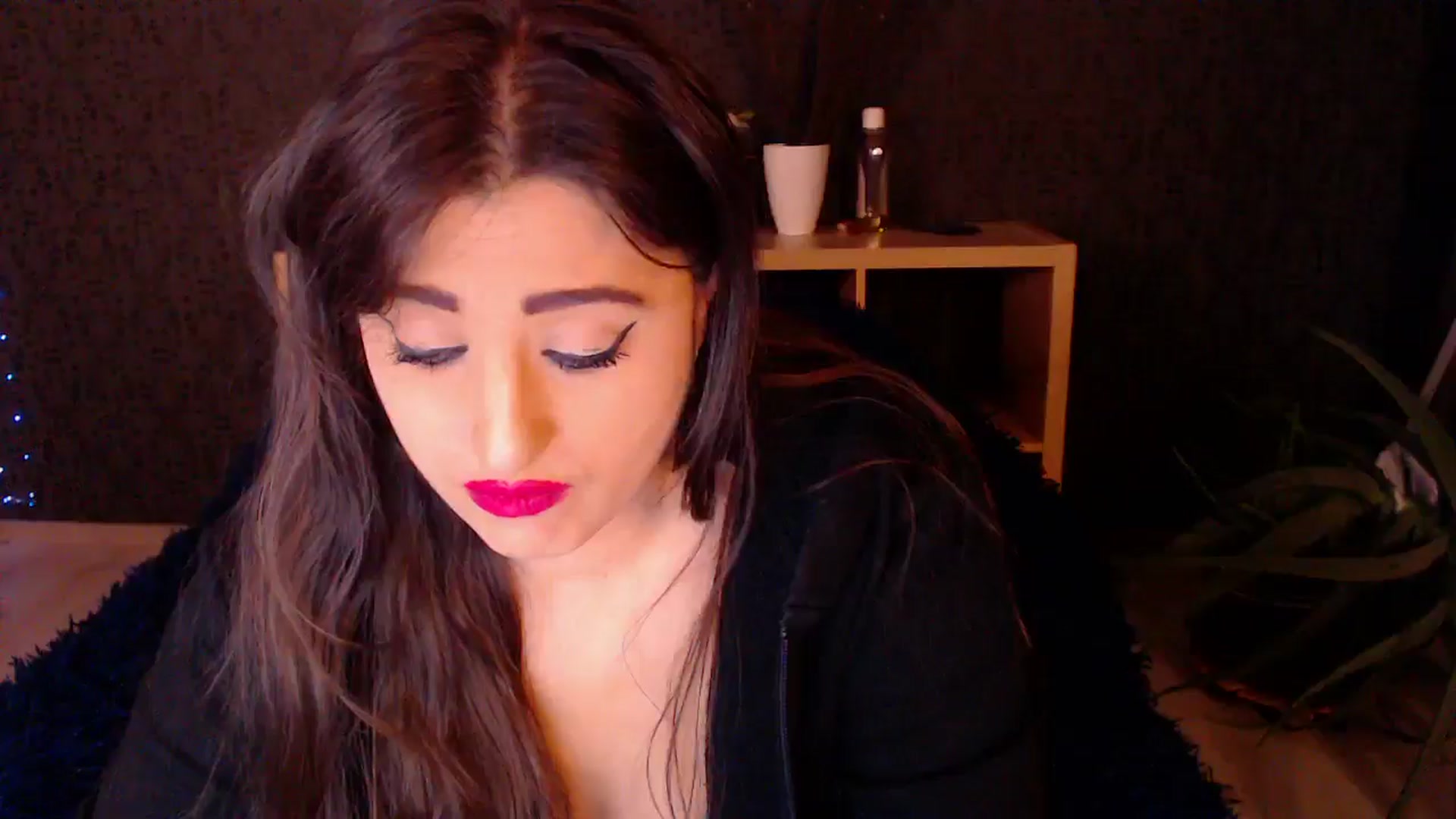 Gallery image thumbnail from HotRebbecca's myfreecams stream on, 11/27/2024, 04:05 image 4 of 20