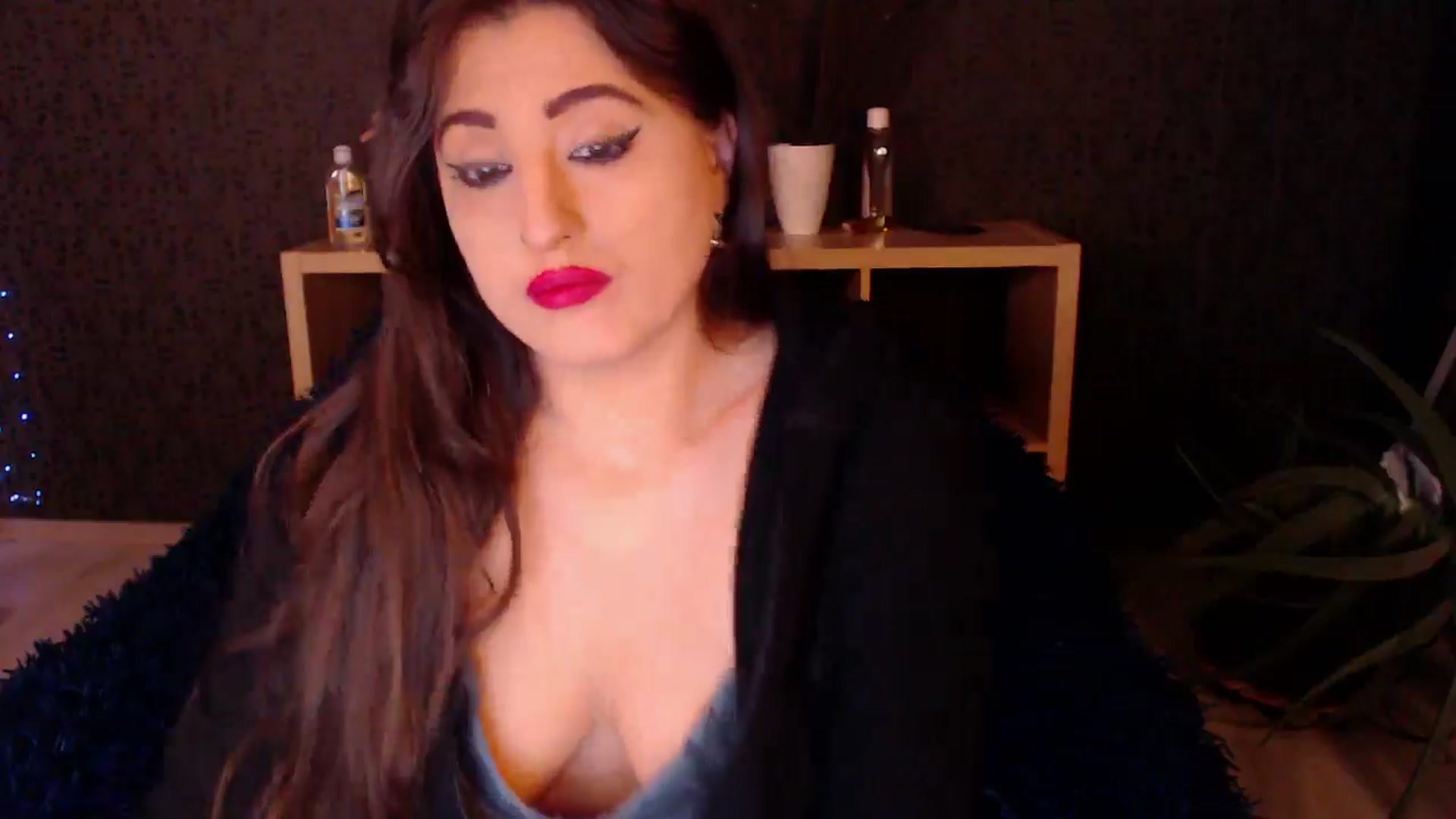Gallery image thumbnail from HotRebbecca's myfreecams stream on, 11/27/2024, 04:05 image 16 of 20