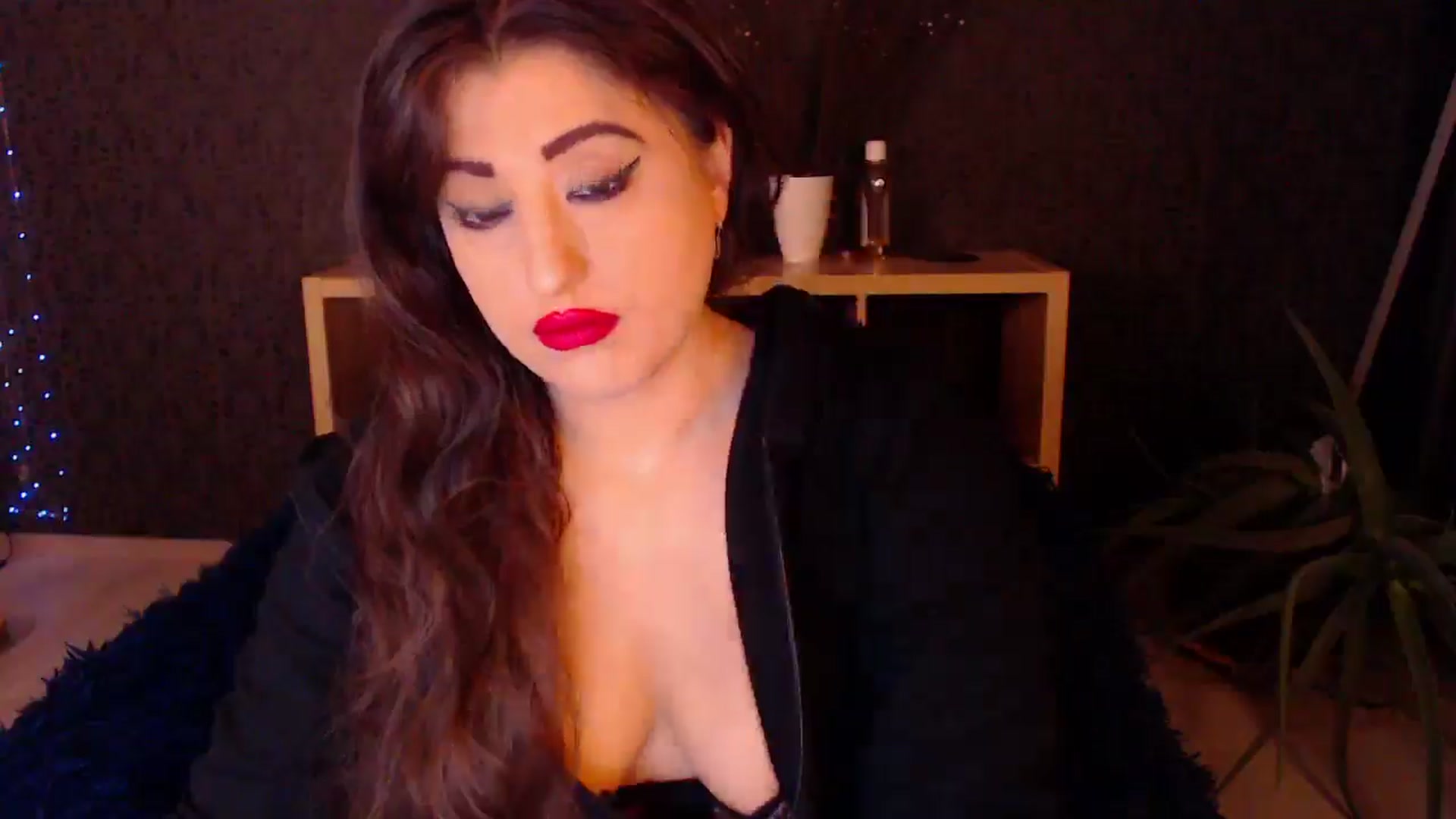 Gallery image thumbnail from HotRebbecca's myfreecams stream on, 11/28/2024, 24:04 image 11 of 20