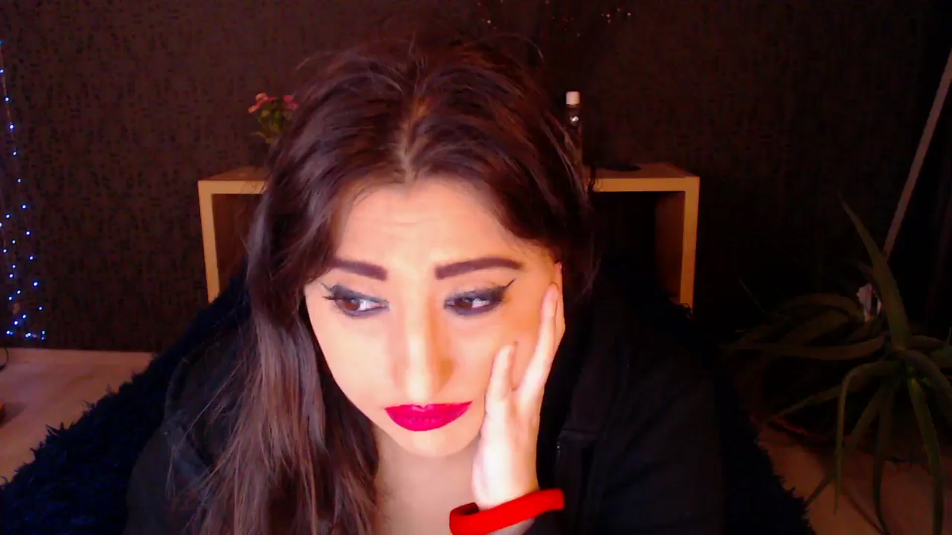 Gallery image thumbnail from HotRebbecca's myfreecams stream on, 11/28/2024, 24:04 image 19 of 20