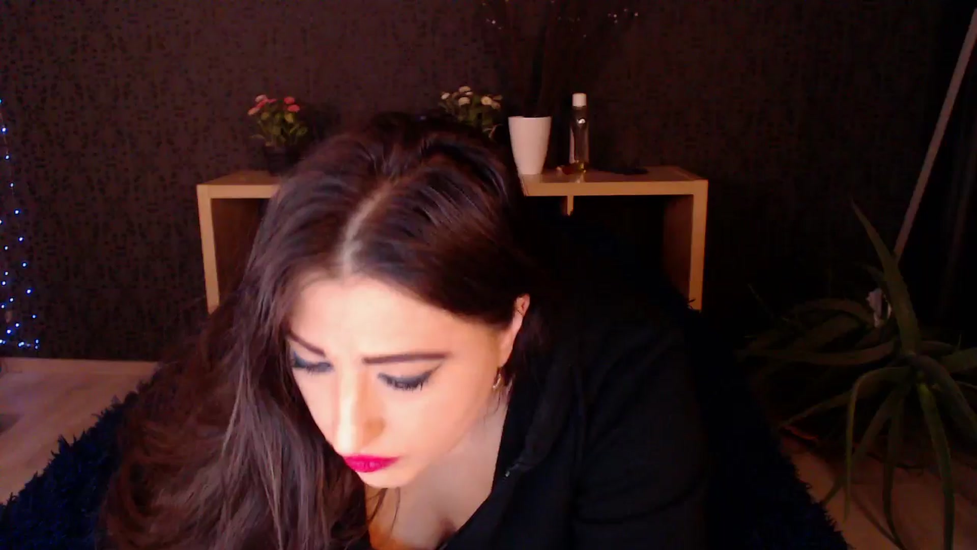 Gallery image thumbnail from HotRebbecca's myfreecams stream on, 11/28/2024, 01:33 image 16 of 20