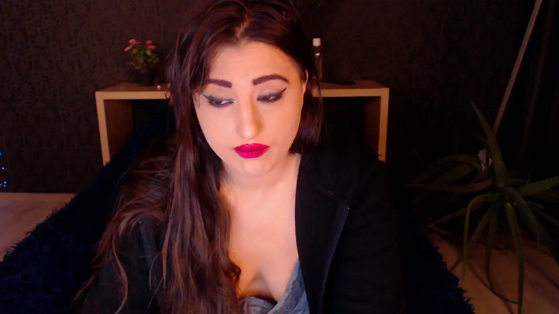 Gallery image thumbnail from HotRebbecca's myfreecams stream on, 11/28/2024, 03:17 image 13 of 20