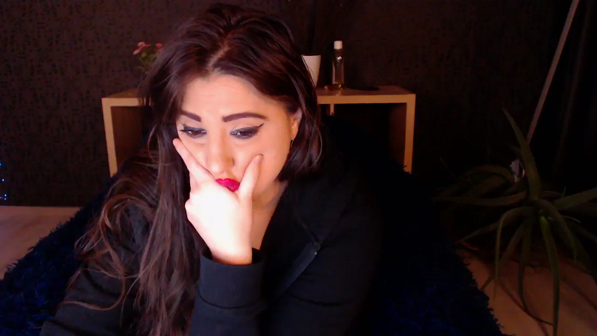 Gallery image thumbnail from HotRebbecca's myfreecams stream on, 11/28/2024, 03:17 image 17 of 20