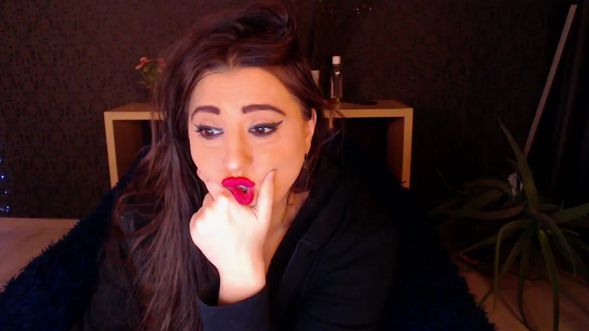 Gallery image thumbnail from HotRebbecca's myfreecams stream on, 11/28/2024, 03:17 image 5 of 20