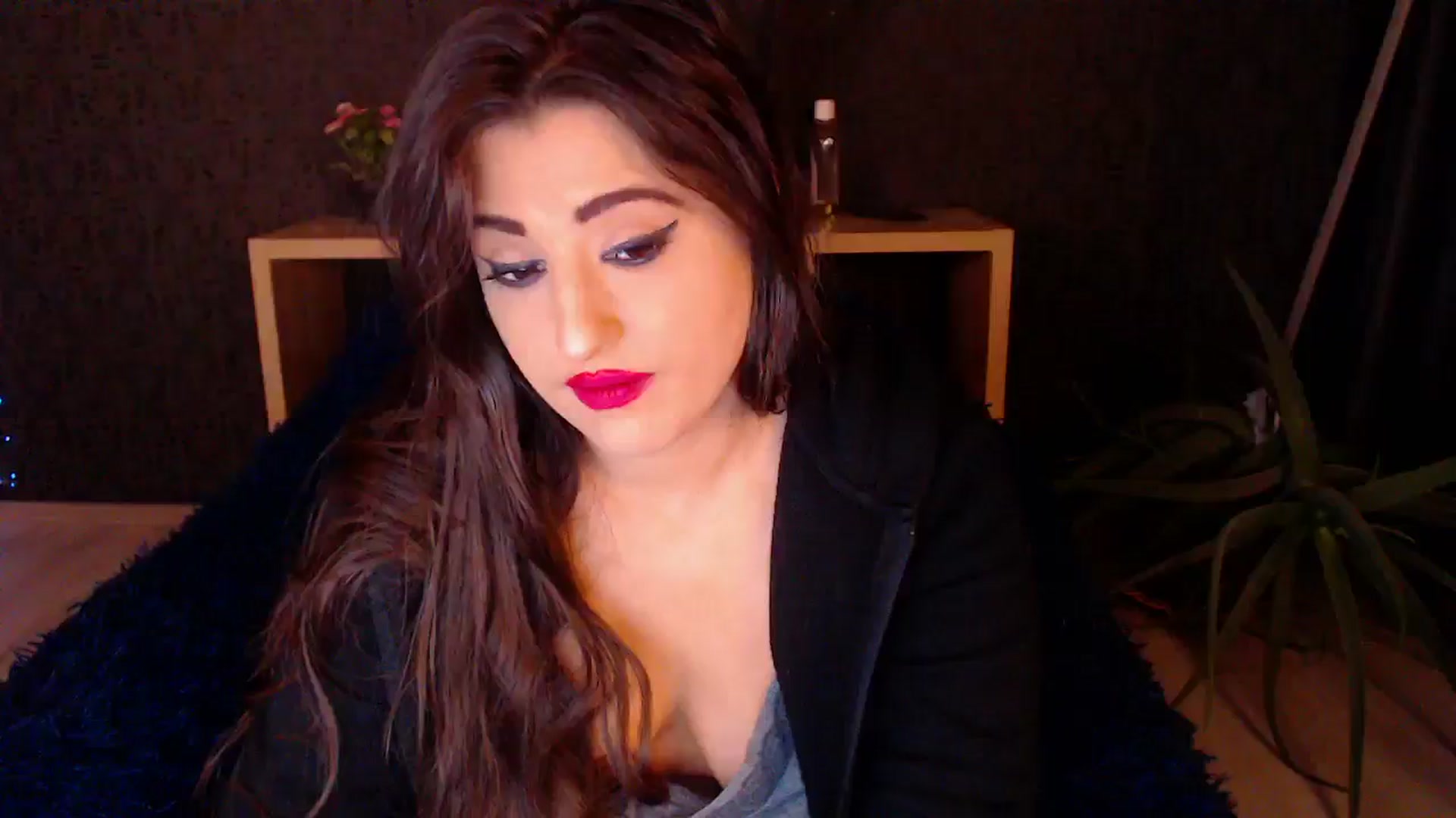Gallery image thumbnail from HotRebbecca's myfreecams stream on, 11/28/2024, 03:17 image 14 of 20
