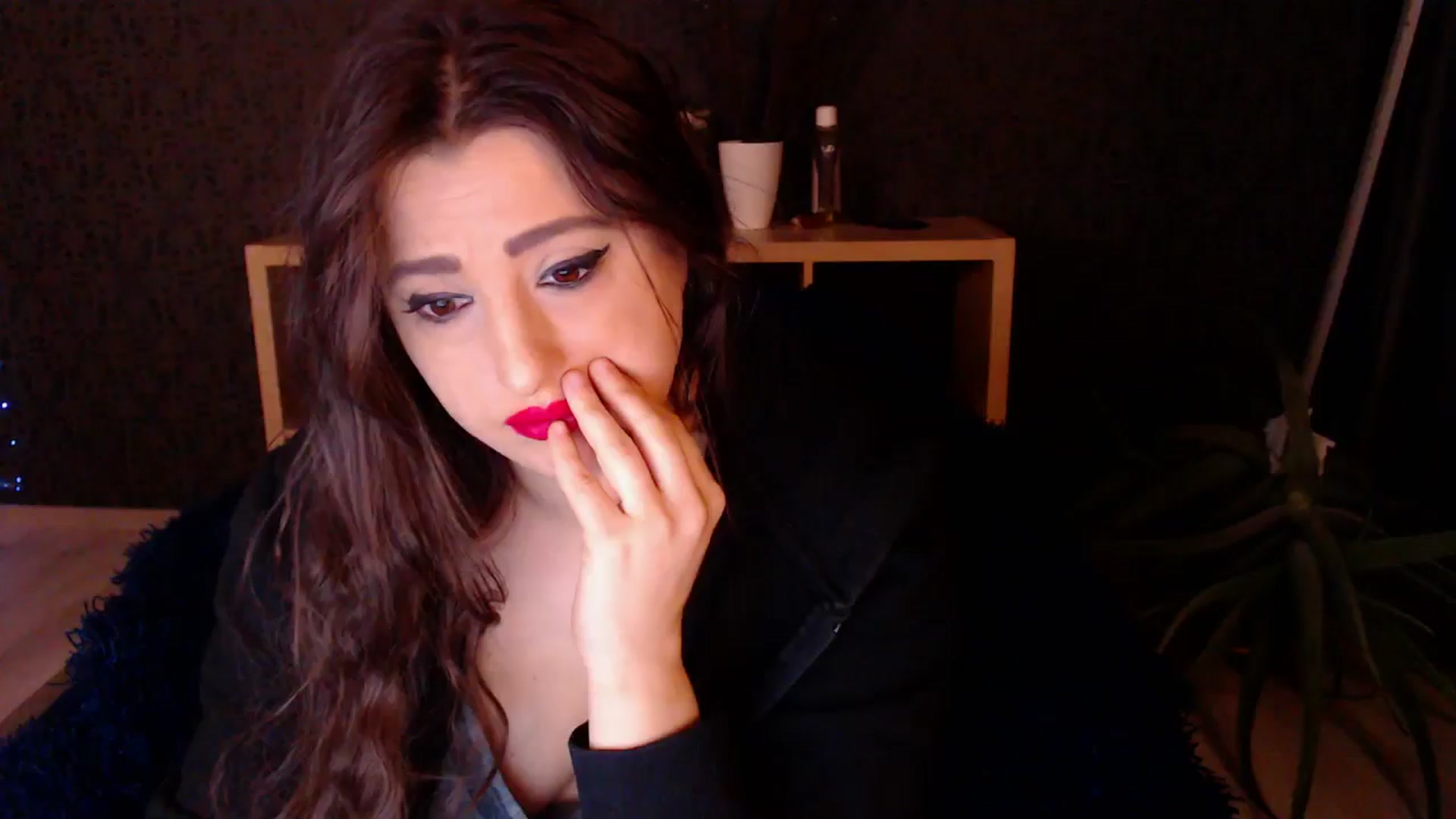 Gallery image thumbnail from HotRebbecca's myfreecams stream on, 12/01/2024, 24:53 image 6 of 20