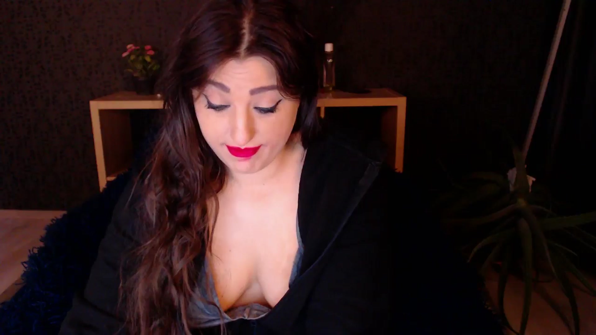 Gallery image thumbnail from HotRebbecca's myfreecams stream on, 12/01/2024, 24:53 image 20 of 20