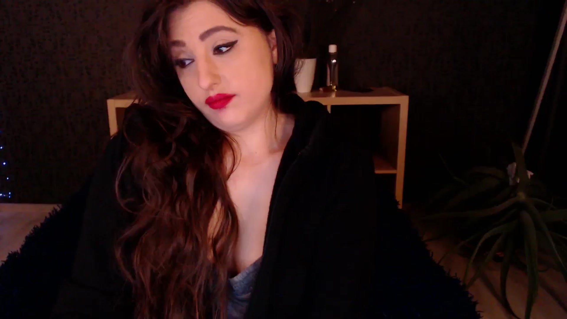 Gallery image thumbnail from HotRebbecca's myfreecams stream on, 12/01/2024, 02:06 image 16 of 20