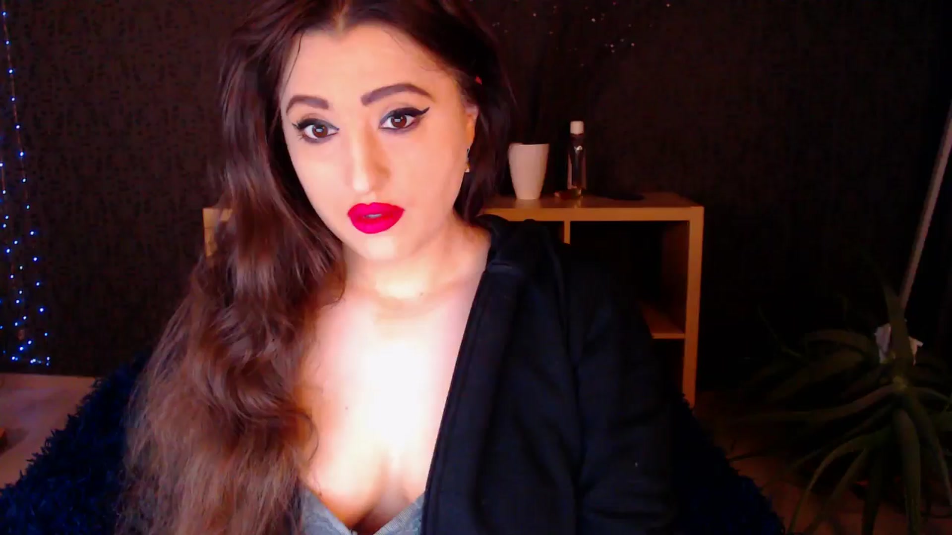 Gallery image thumbnail from HotRebbecca's myfreecams stream on, 12/01/2024, 23:26 image 9 of 20