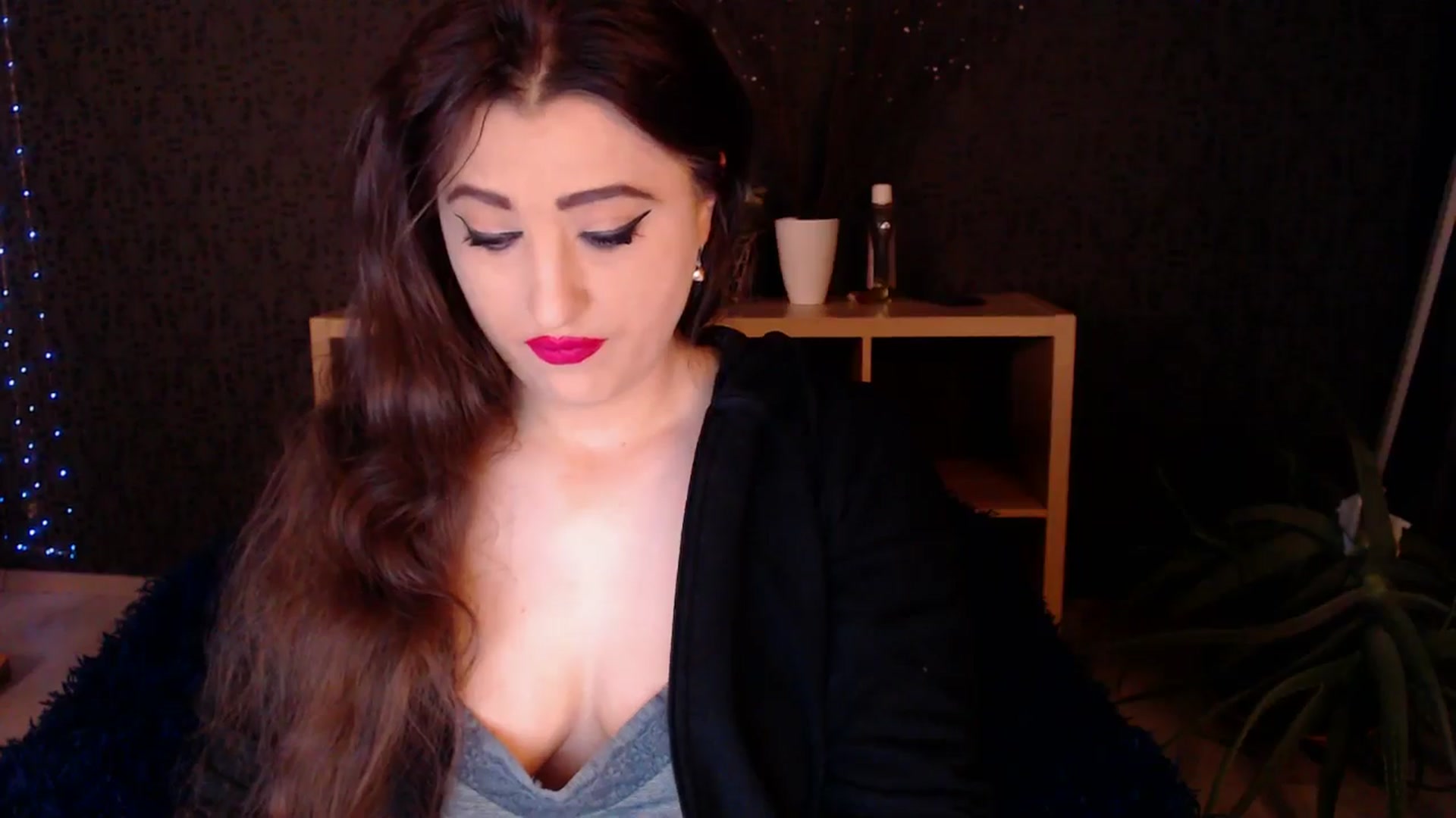 Gallery image thumbnail from HotRebbecca's myfreecams stream on, 12/01/2024, 23:26 image 10 of 20