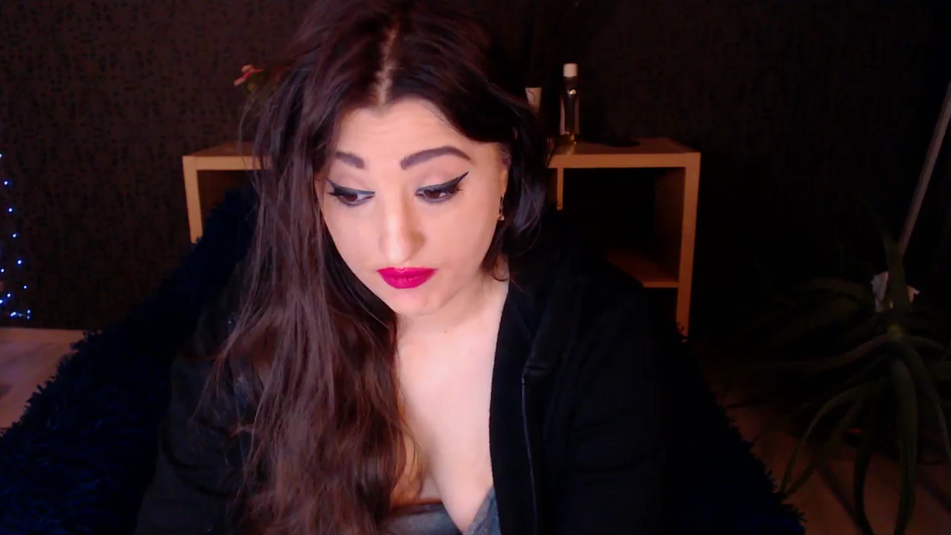 Gallery image thumbnail from HotRebbecca's myfreecams stream on, 12/02/2024, 01:33 image 12 of 20