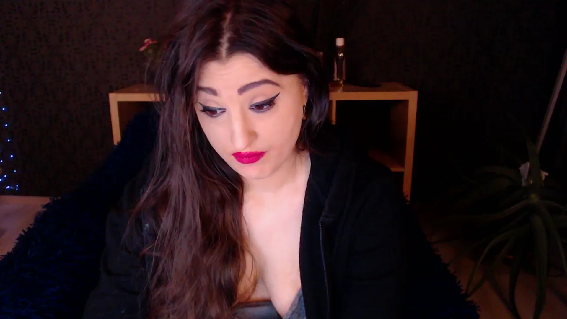 Gallery image thumbnail from HotRebbecca's myfreecams stream on, 12/02/2024, 01:33 image 11 of 20