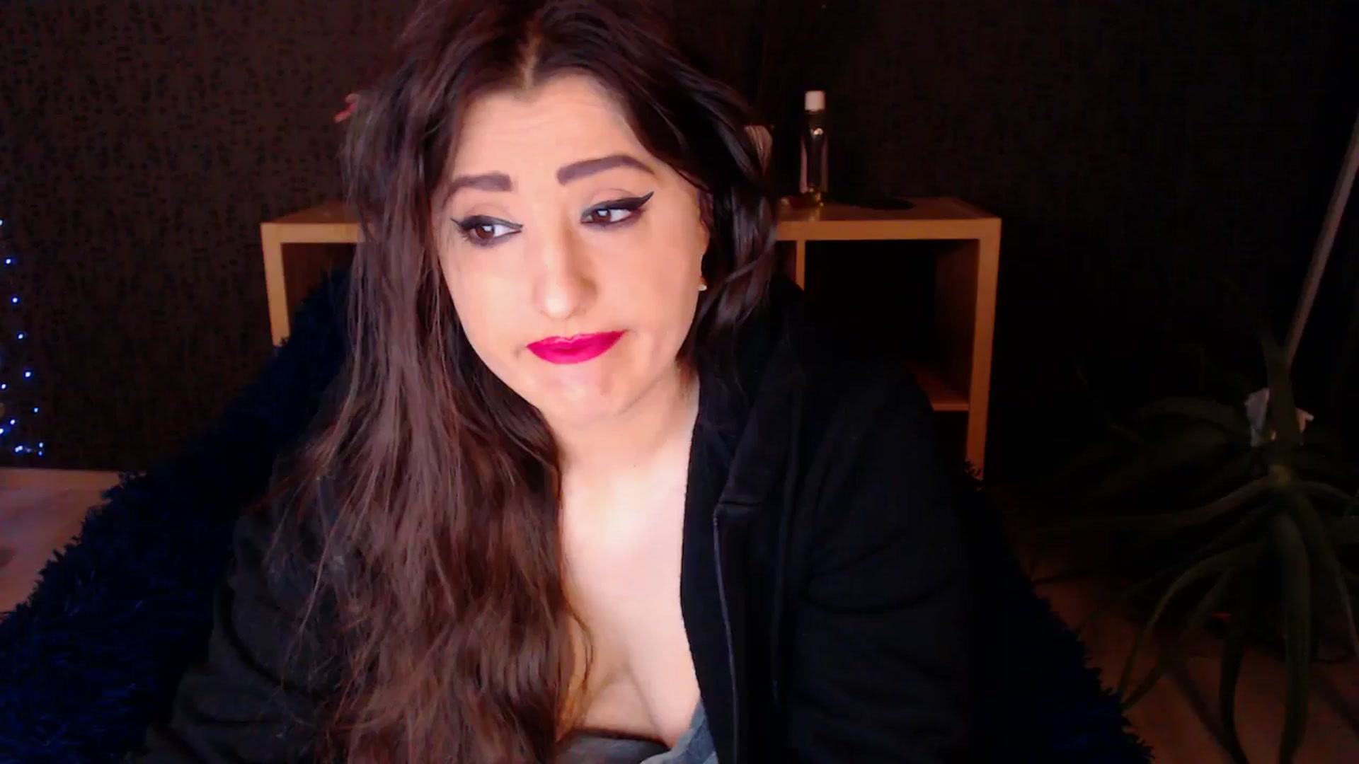 Gallery image thumbnail from HotRebbecca's myfreecams stream on, 12/02/2024, 01:33 image 6 of 20