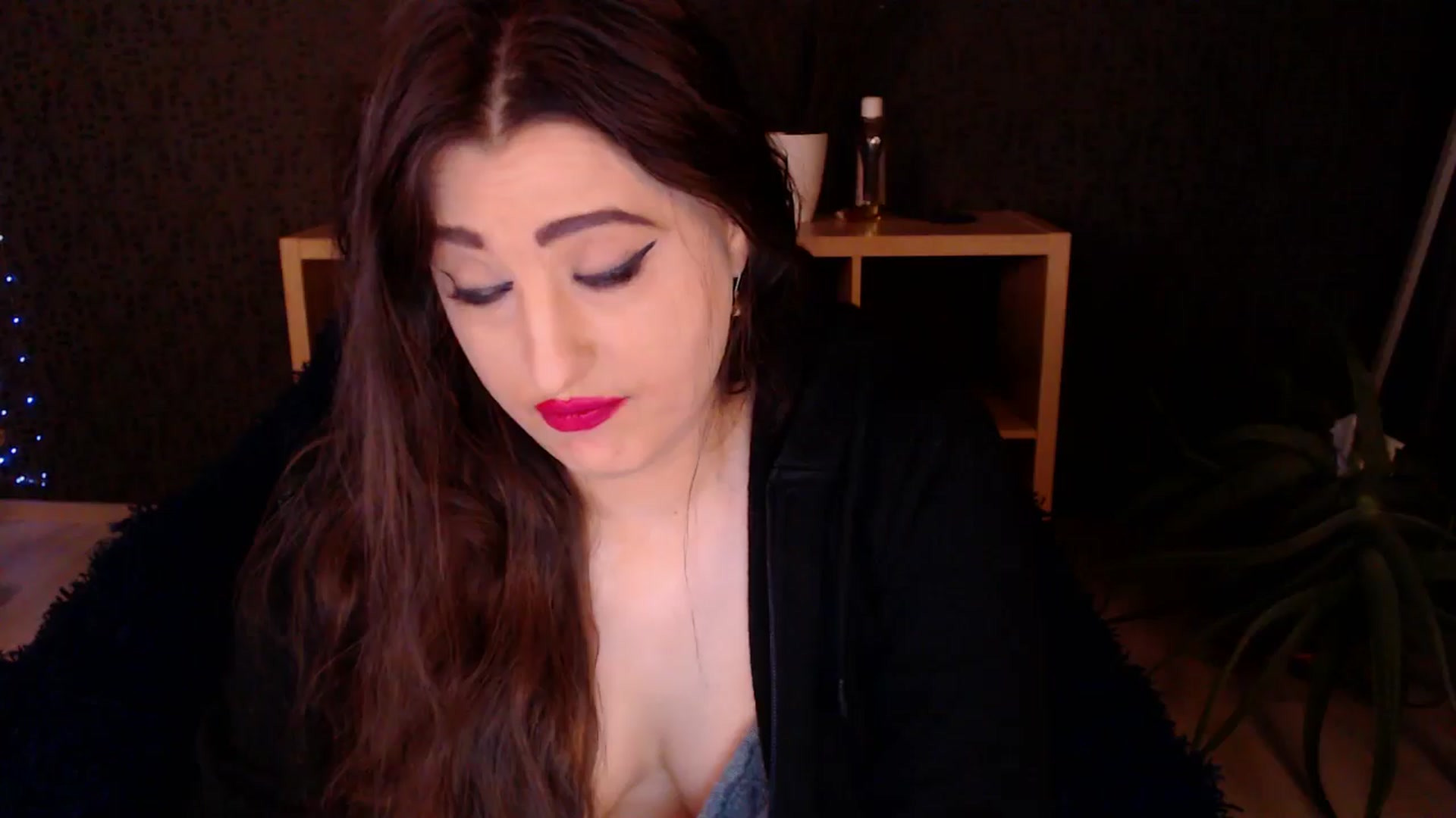 Gallery image thumbnail from HotRebbecca's myfreecams stream on, 12/02/2024, 01:33 image 16 of 20