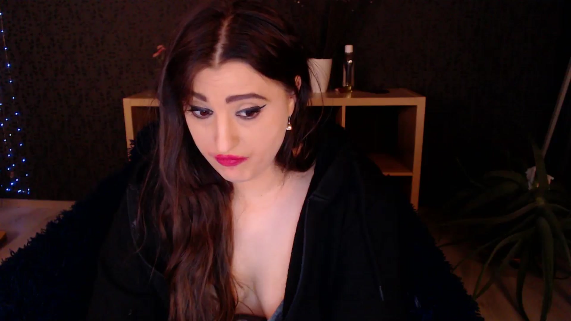 Gallery image thumbnail from HotRebbecca's myfreecams stream on, 12/02/2024, 03:18 image 19 of 20