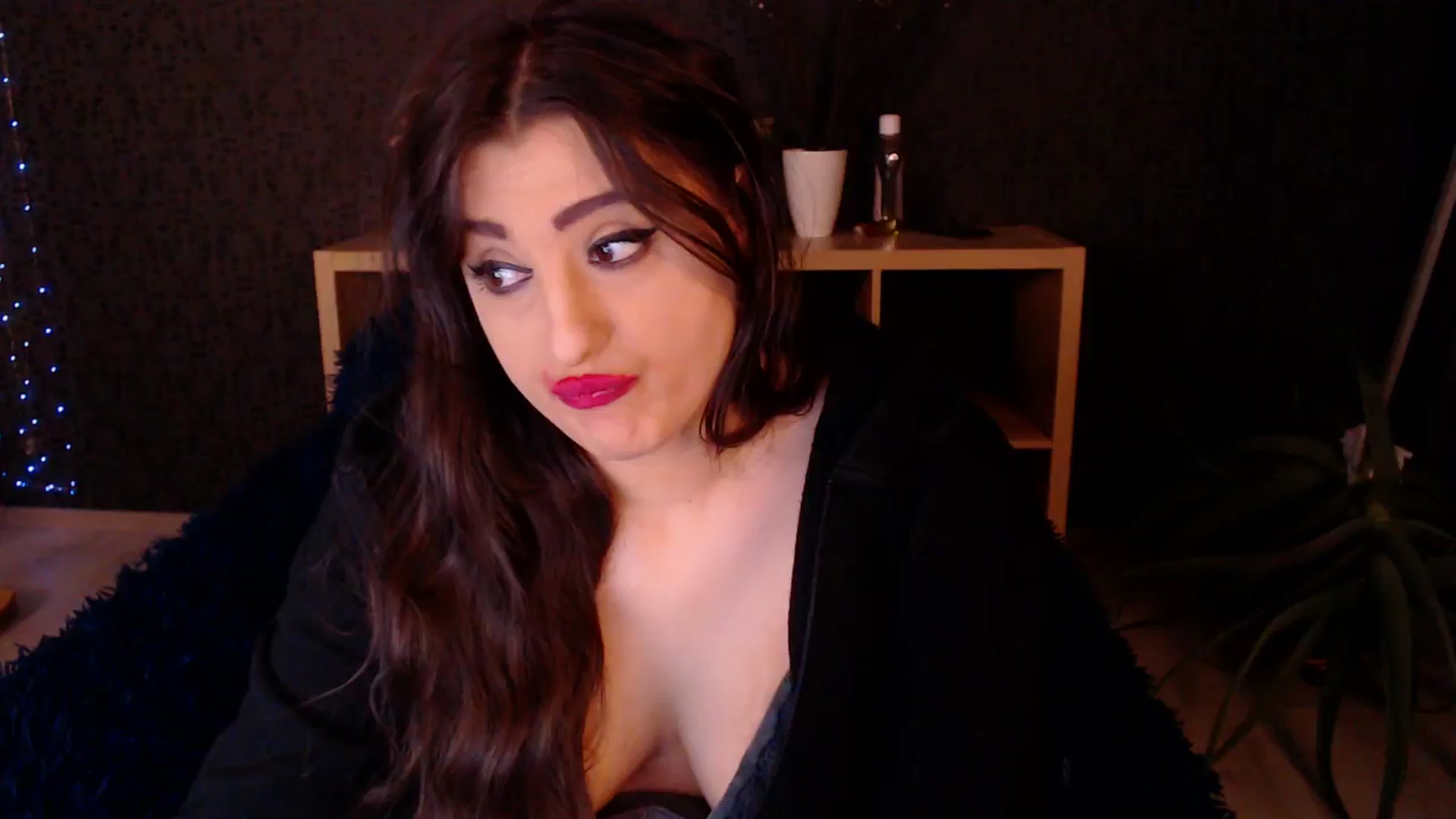 Gallery image thumbnail from HotRebbecca's myfreecams stream on, 12/02/2024, 03:18 image 14 of 20