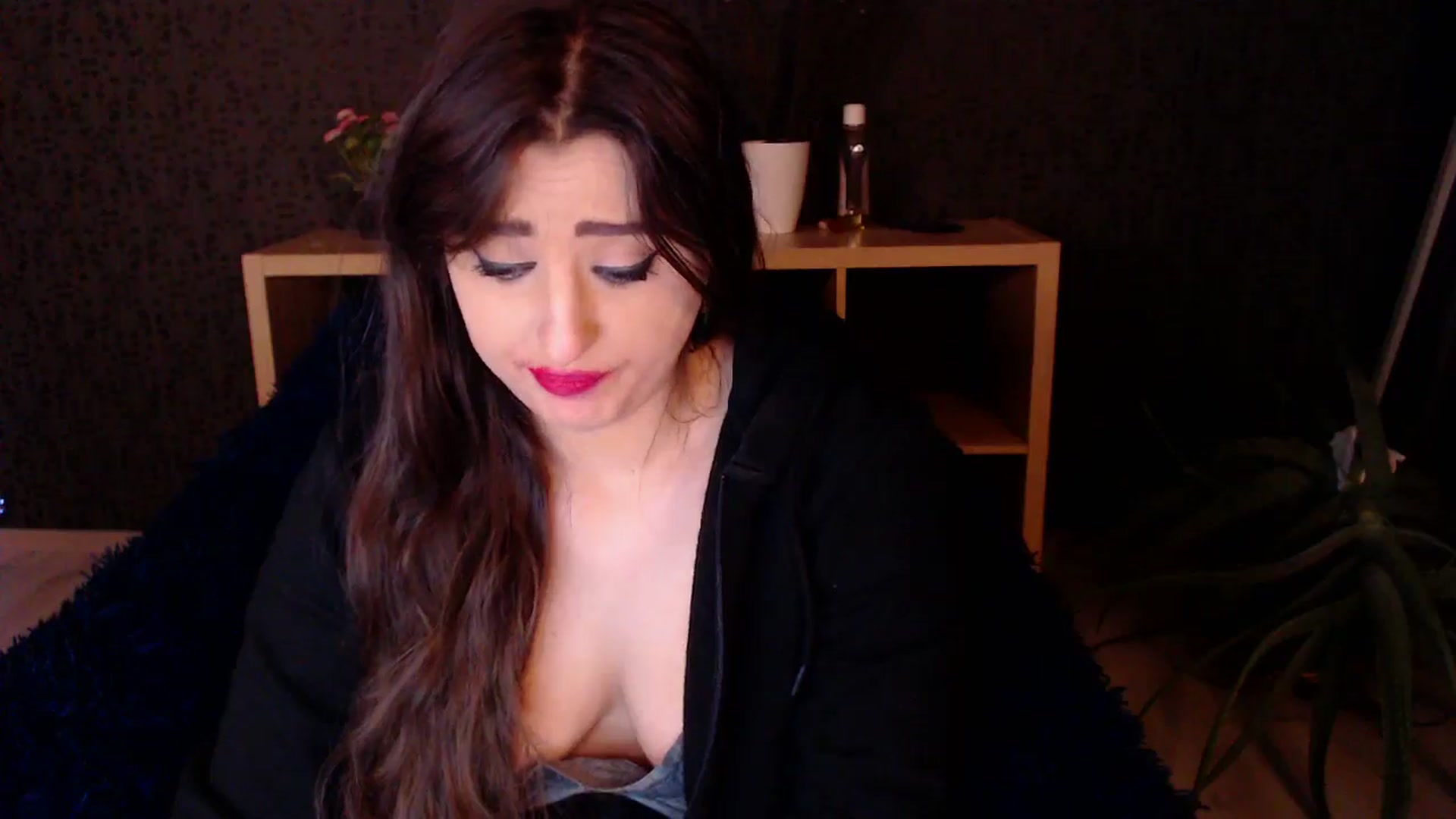 Gallery image thumbnail from HotRebbecca's myfreecams stream on, 12/02/2024, 05:38 image 16 of 20