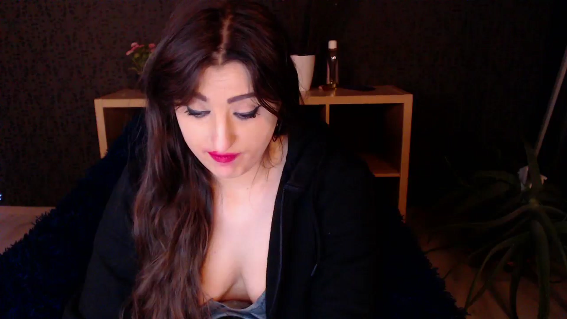Gallery image thumbnail from HotRebbecca's myfreecams stream on, 12/02/2024, 05:38 image 15 of 20