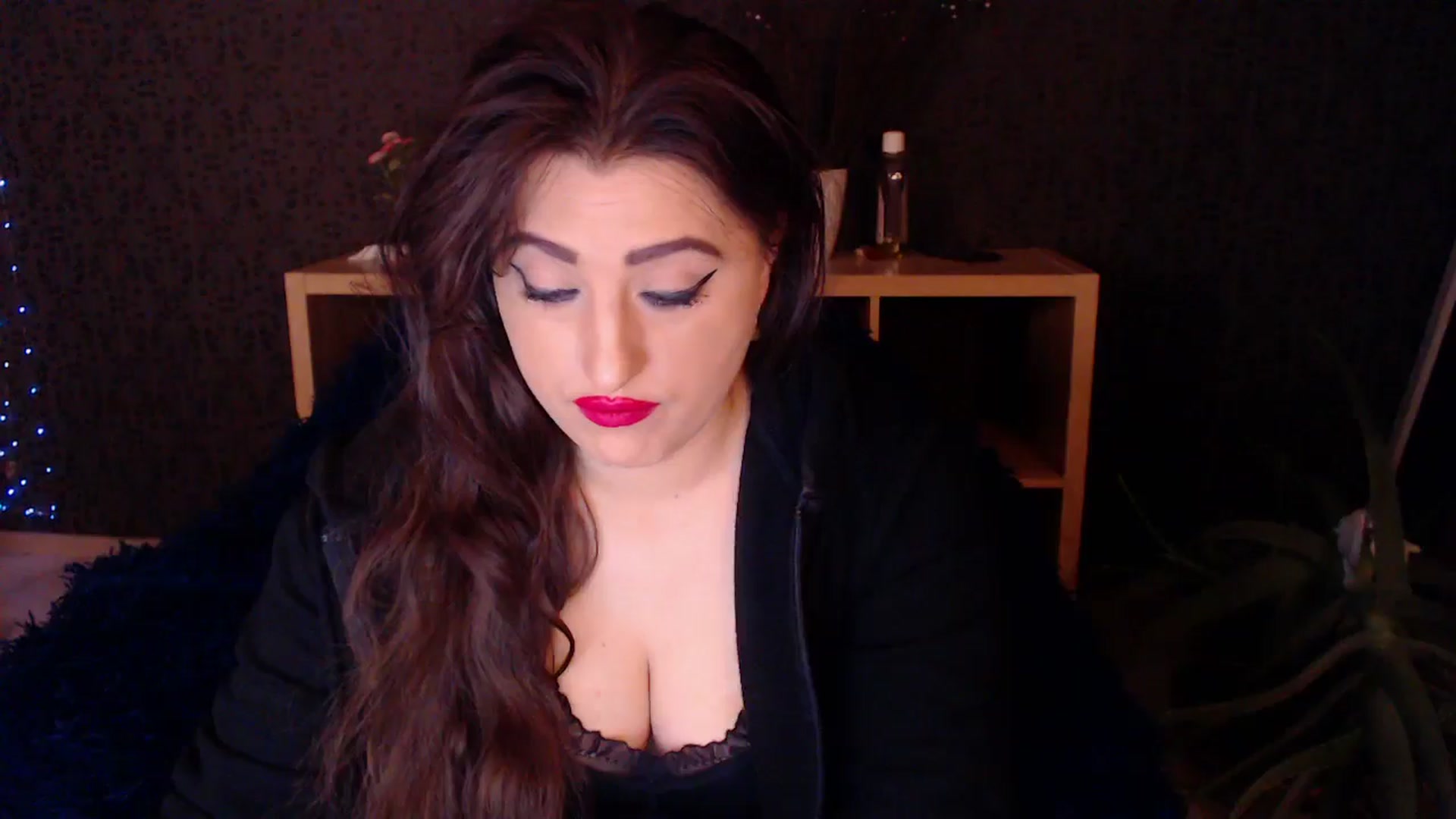 Gallery image thumbnail from HotRebbecca's myfreecams stream on, 12/04/2024, 24:07 image 14 of 20