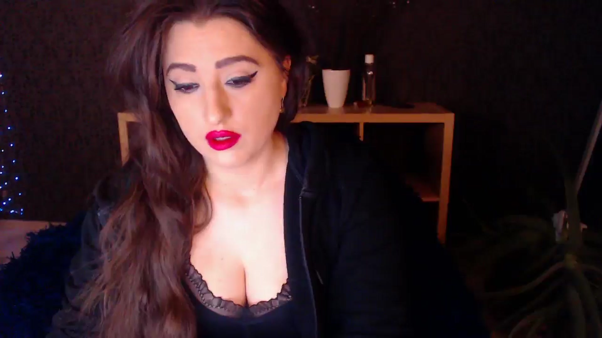 Gallery image thumbnail from HotRebbecca's myfreecams stream on, 12/04/2024, 24:07 image 8 of 20