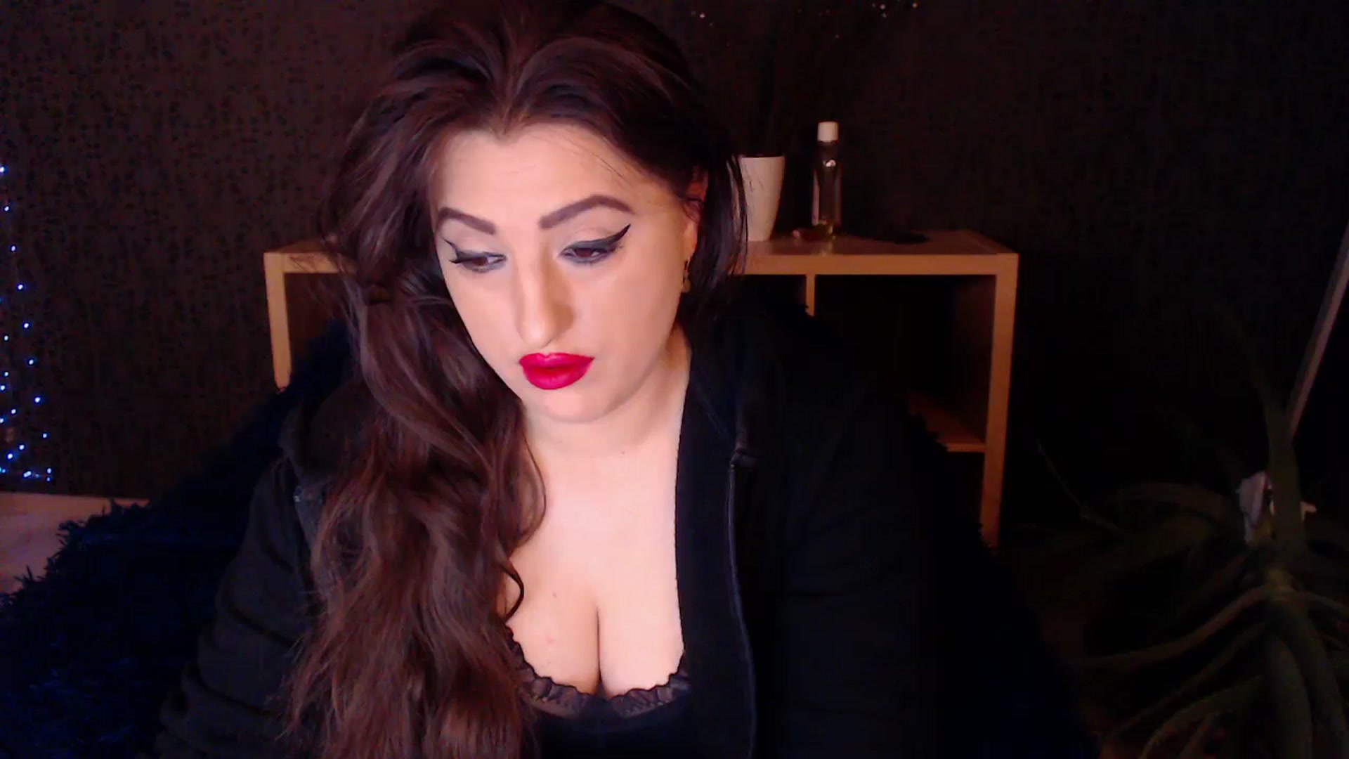 Gallery image thumbnail from HotRebbecca's myfreecams stream on, 12/04/2024, 24:07 image 11 of 20