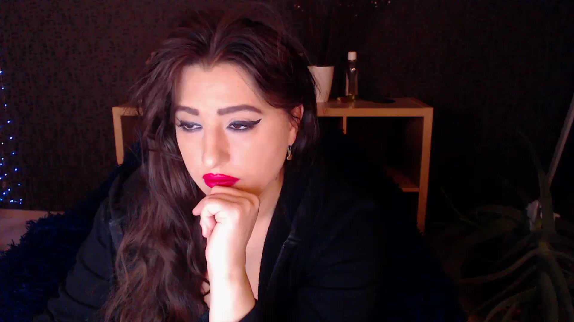 Gallery image thumbnail from HotRebbecca's myfreecams stream on, 12/04/2024, 24:07 image 16 of 20