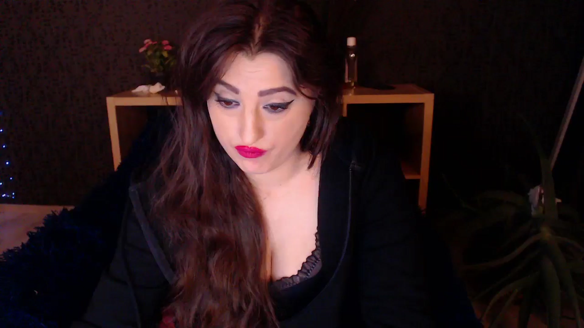 Gallery image thumbnail from HotRebbecca's myfreecams stream on, 12/04/2024, 04:09 image 12 of 20
