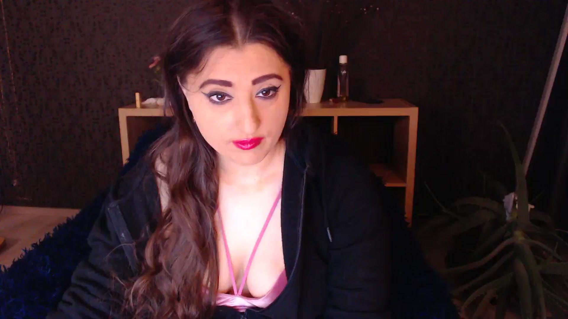 Gallery image thumbnail from HotRebbecca's myfreecams stream on, 12/05/2024, 24:45 image 14 of 20