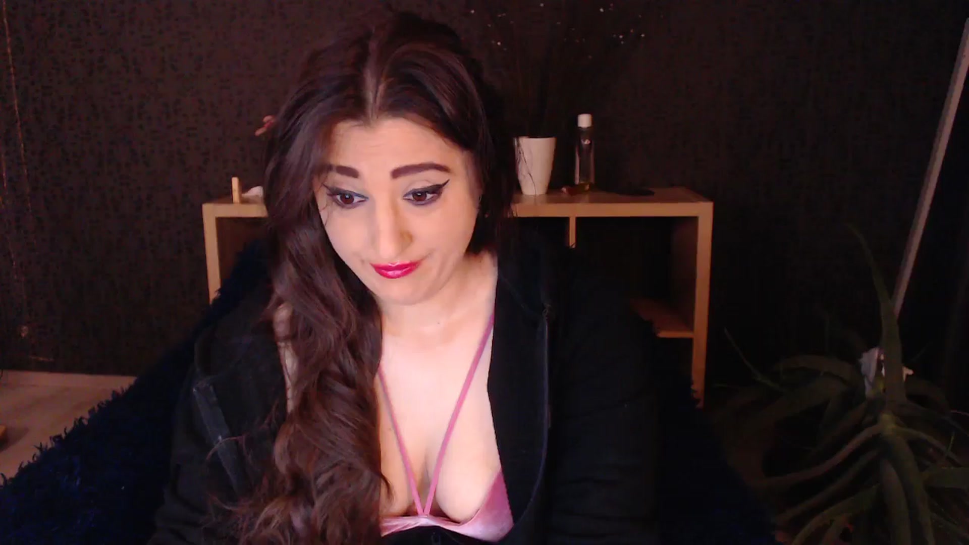 Gallery image thumbnail from HotRebbecca's myfreecams stream on, 12/05/2024, 24:45 image 10 of 20