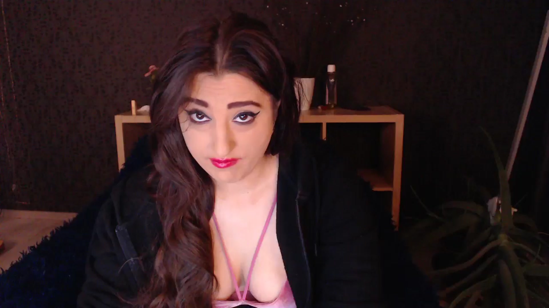 Gallery image thumbnail from HotRebbecca's myfreecams stream on, 12/05/2024, 24:45 image 7 of 20