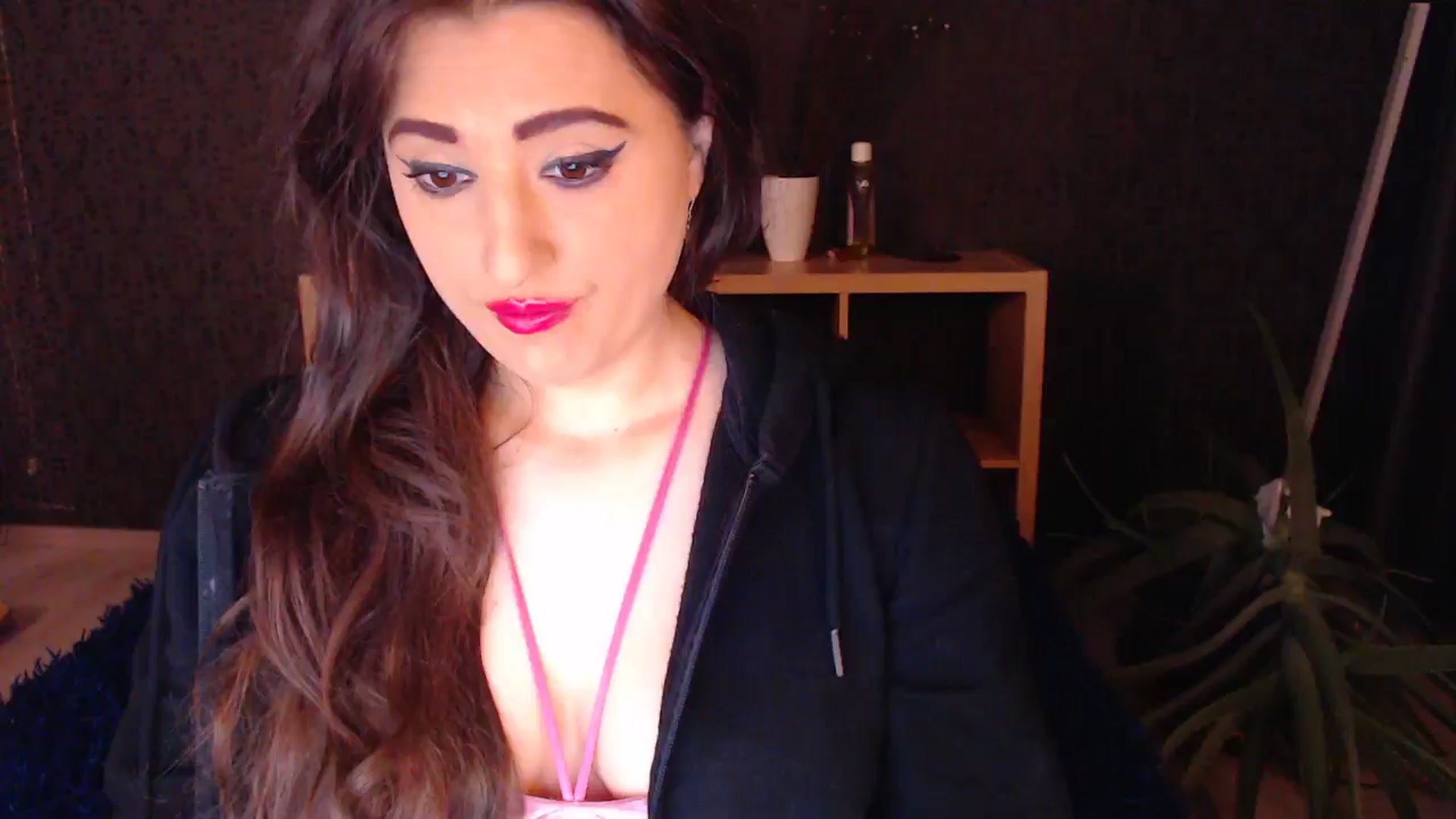 Gallery image thumbnail from HotRebbecca's myfreecams stream on, 12/05/2024, 01:41 image 6 of 20