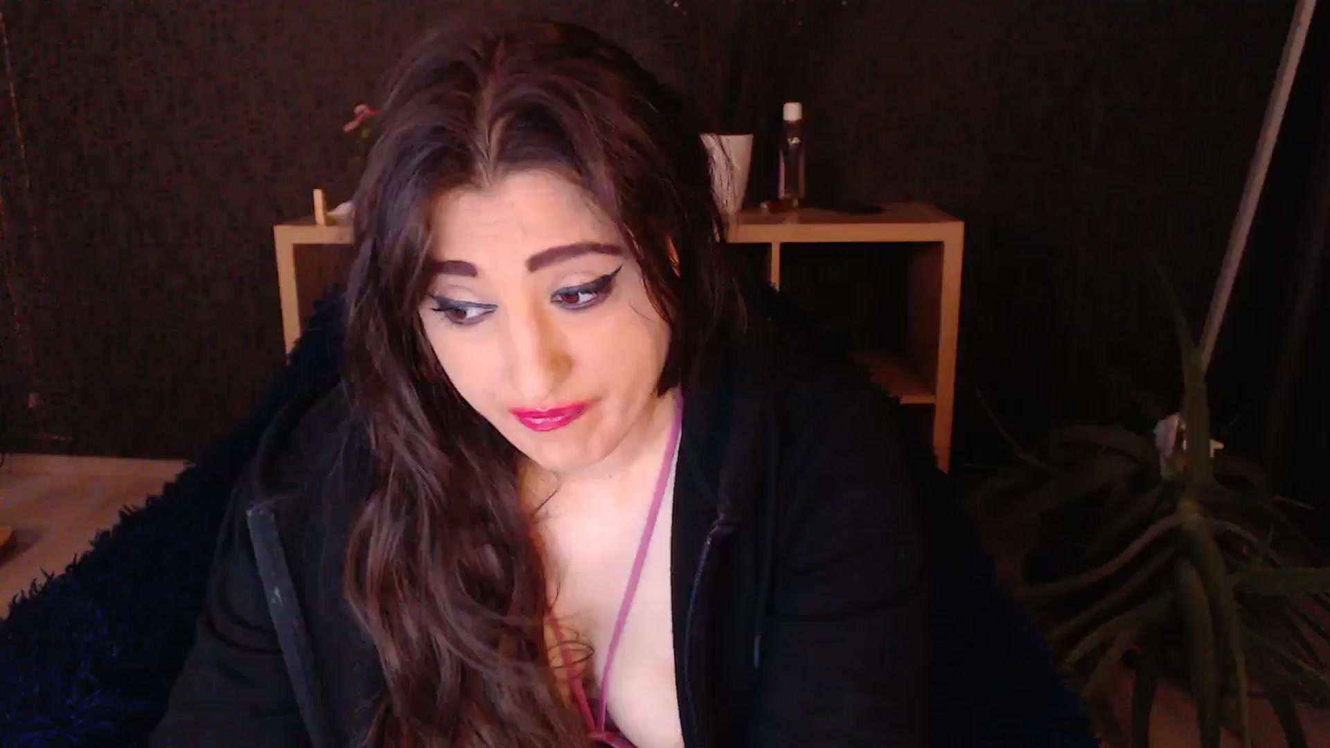 Gallery image thumbnail from HotRebbecca's myfreecams stream on, 12/05/2024, 01:41 image 10 of 20
