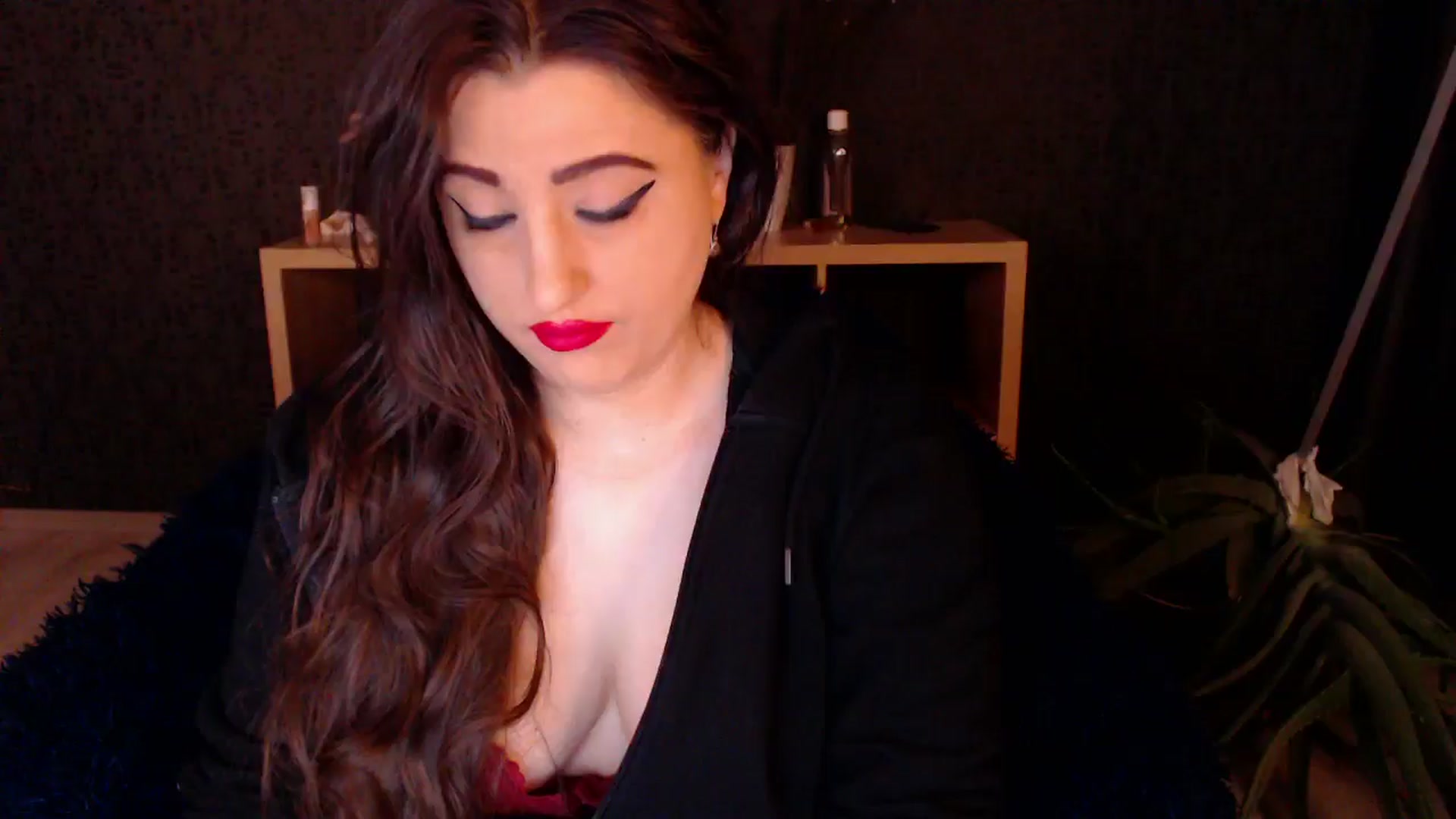 Gallery image thumbnail from HotRebbecca's myfreecams stream on, 12/09/2024, 24:04 image 1 of 20