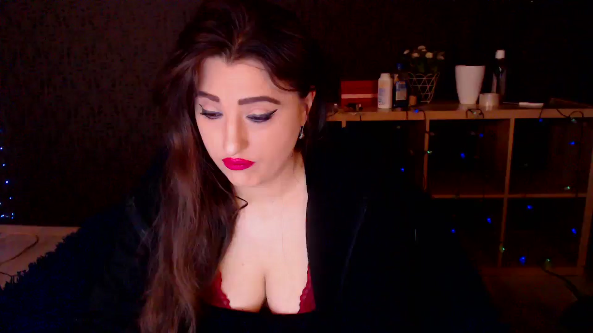 Gallery image thumbnail from HotRebbecca's myfreecams stream on, 12/11/2024, 24:28 image 15 of 20