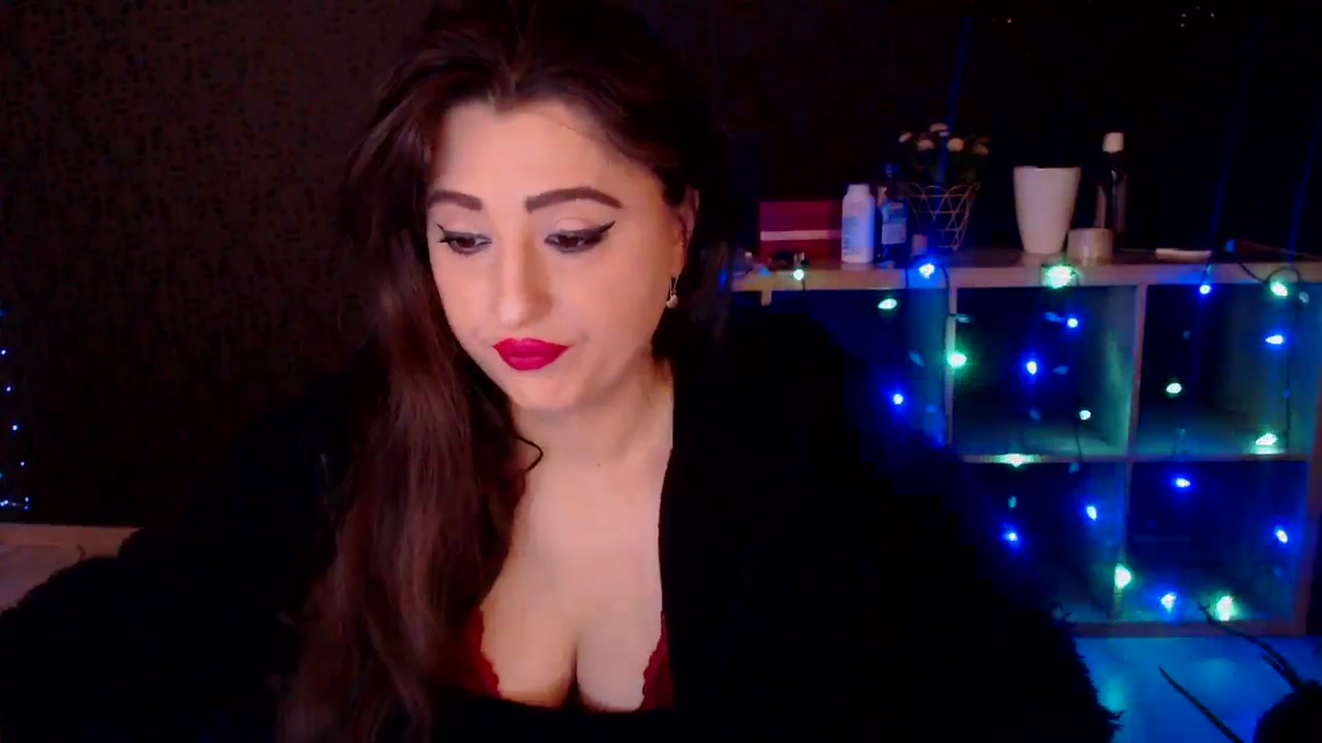 Gallery image thumbnail from HotRebbecca's myfreecams stream on, 12/11/2024, 24:28 image 10 of 20