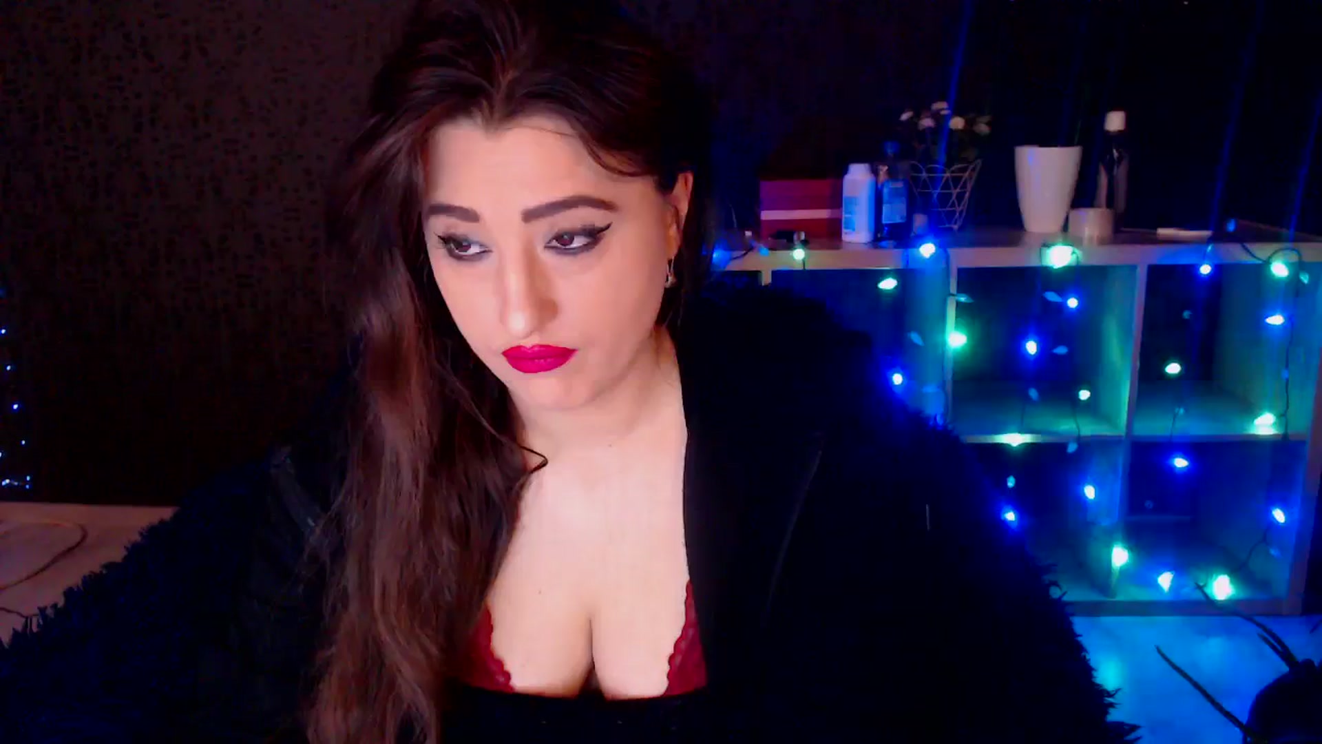 Gallery image thumbnail from HotRebbecca's myfreecams stream on, 12/11/2024, 24:28 image 13 of 20