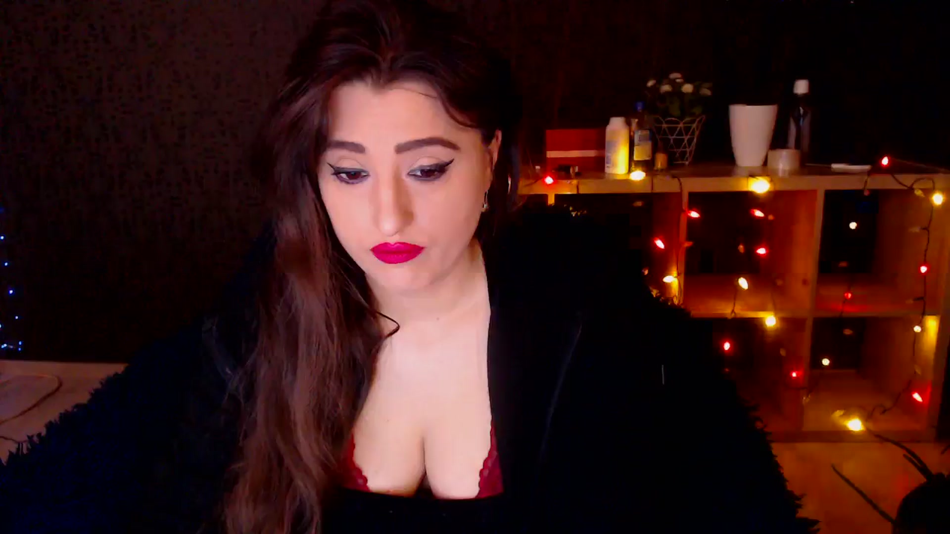 Gallery image thumbnail from HotRebbecca's myfreecams stream on, 12/11/2024, 24:28 image 16 of 20
