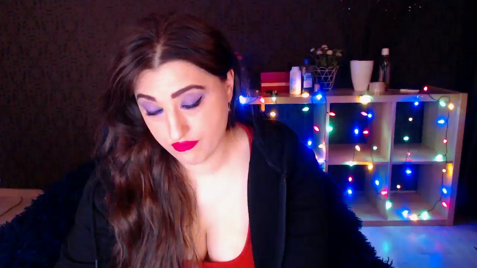 Gallery image thumbnail from HotRebbecca's myfreecams stream on, 12/16/2024, 01:35 image 14 of 20