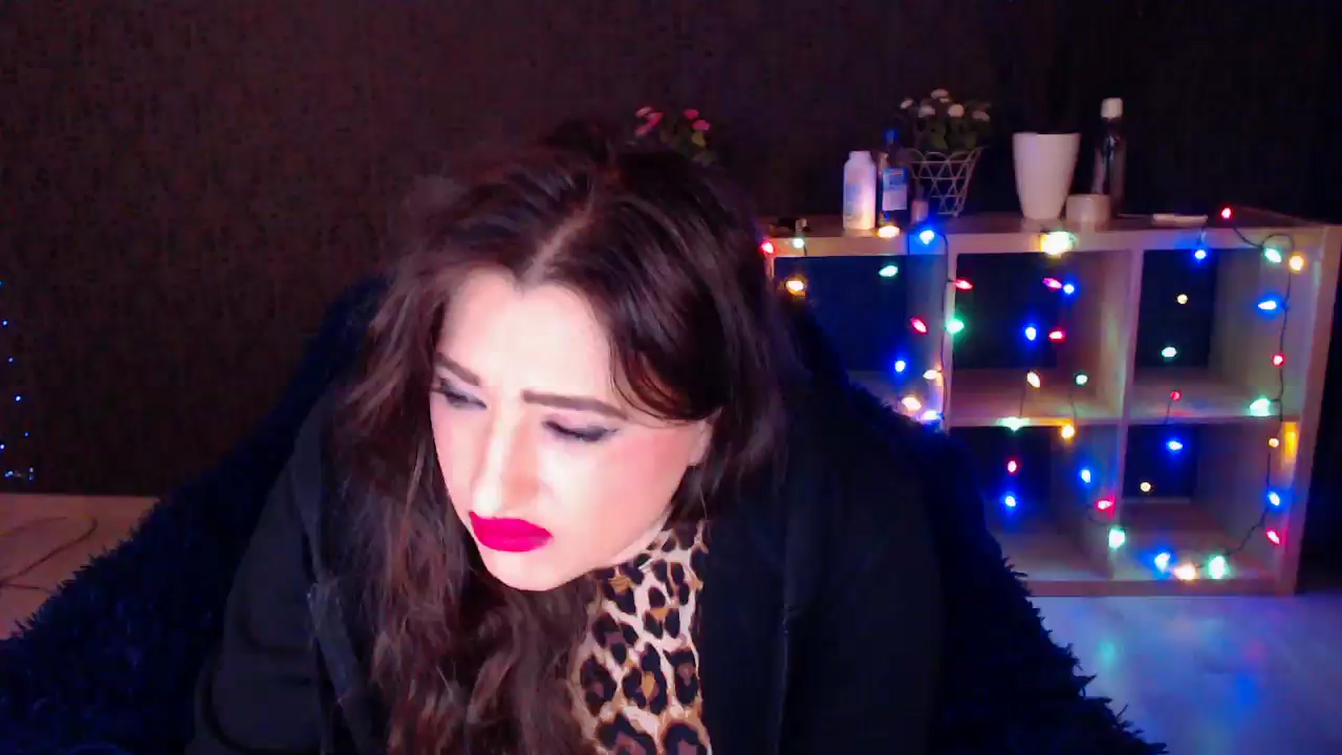 Gallery image thumbnail from HotRebbecca's myfreecams stream on, 12/18/2024, 01:06 image 17 of 20