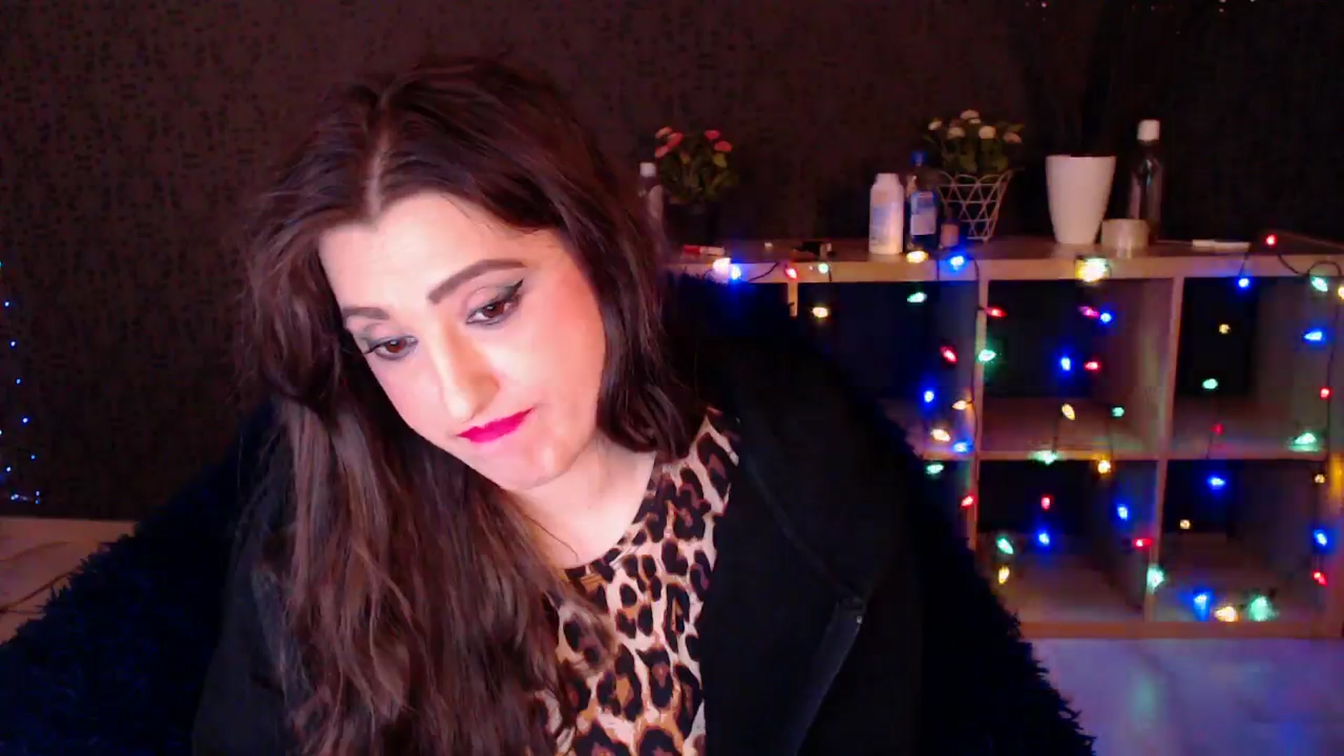 Gallery image thumbnail from HotRebbecca's myfreecams stream on, 12/18/2024, 04:53 image 10 of 20