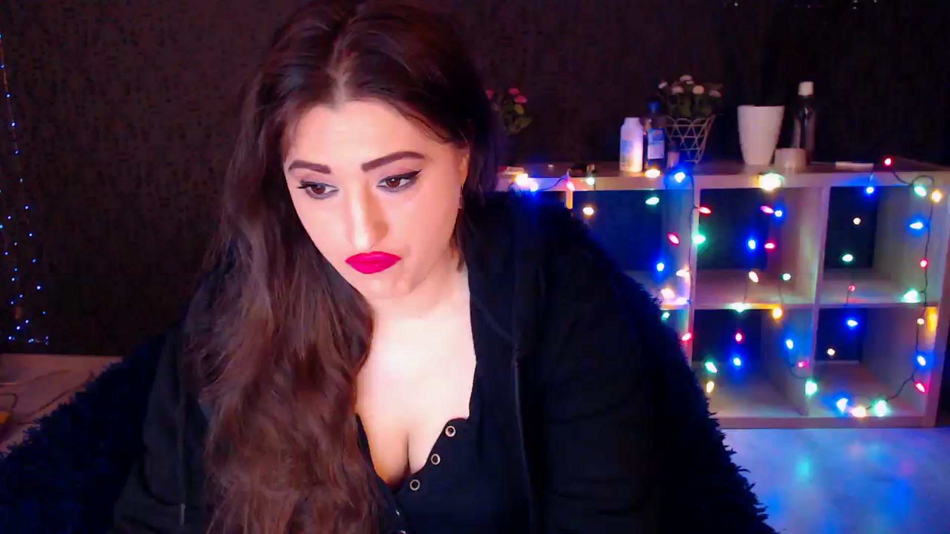 Gallery image thumbnail from HotRebbecca's myfreecams stream on, 12/19/2024, 01:25 image 5 of 20
