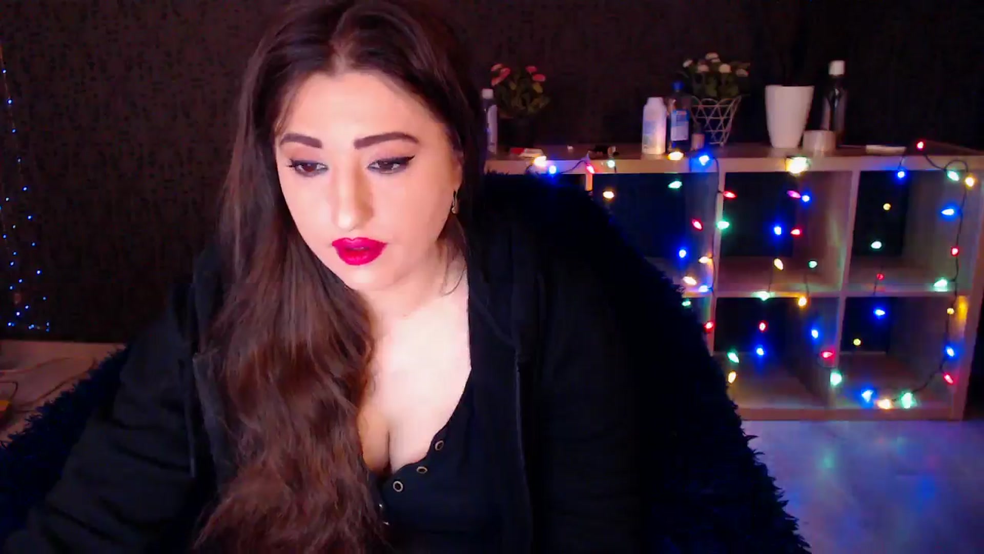 Gallery image thumbnail from HotRebbecca's myfreecams stream on, 12/19/2024, 01:25 image 12 of 20